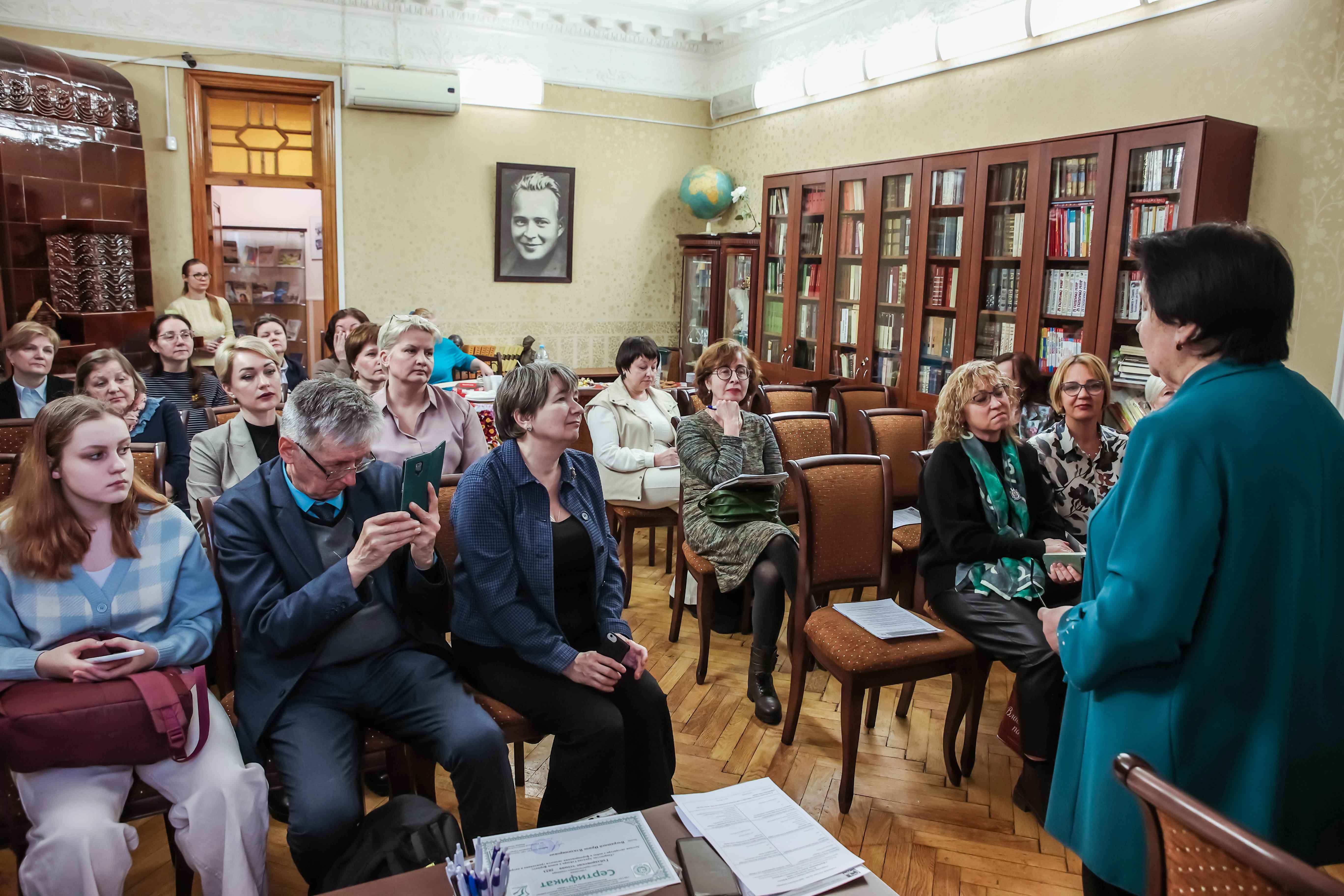 В Юношеской библиотеке имени А.П. Гайдара состоялись тринадцатые «Гайдаровские чтения»