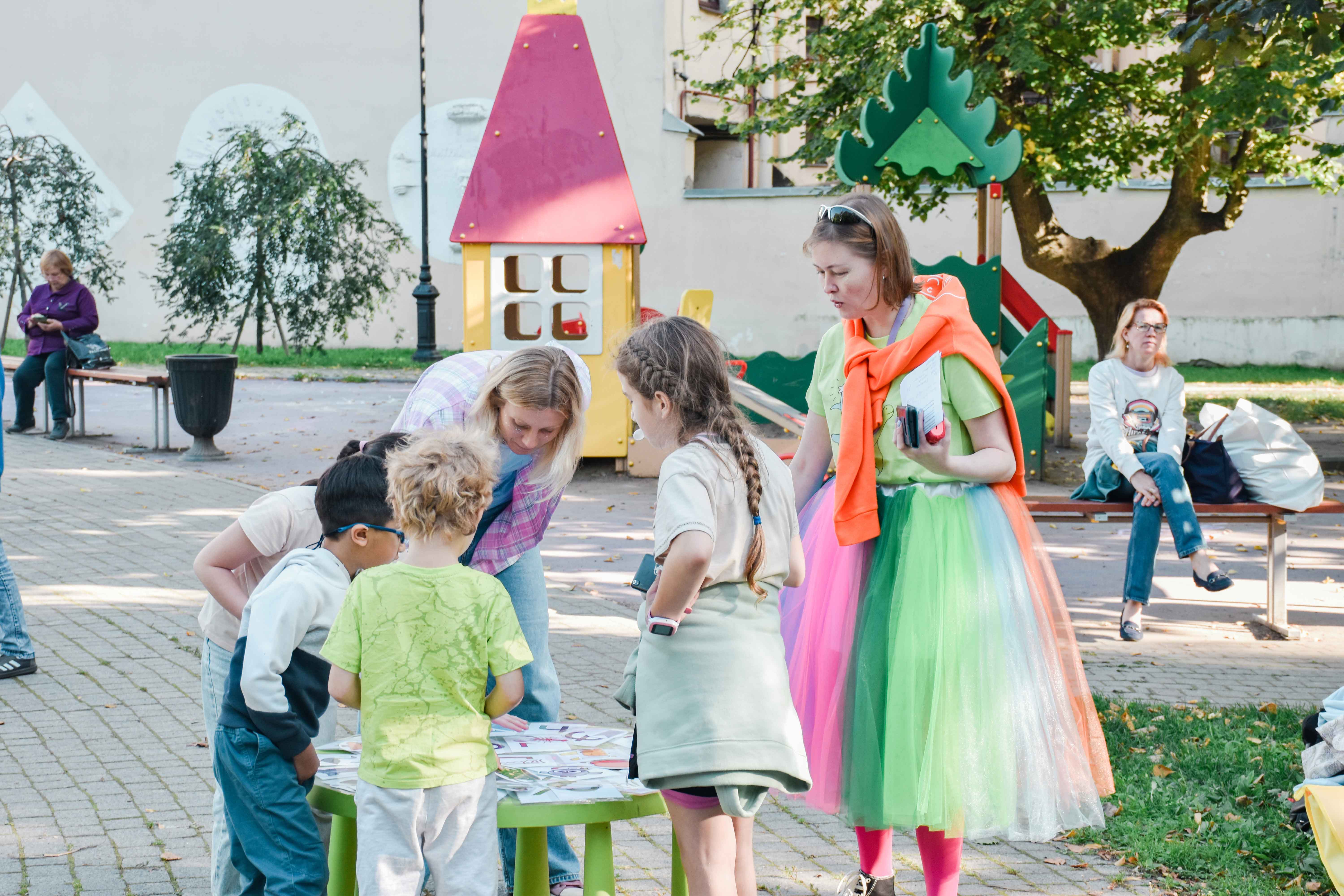 Семейный фестиваль грамотности в сквере Андрея Петрова