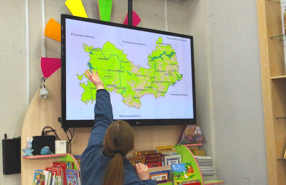 В Библиотеке на Троицкой продолжают знакомить с культурой малых народов России