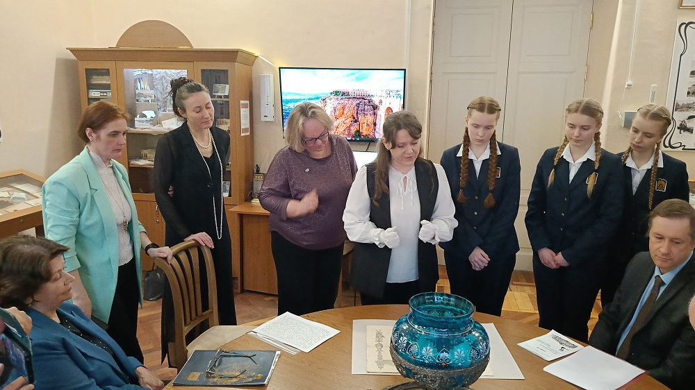 Диалог через столетия