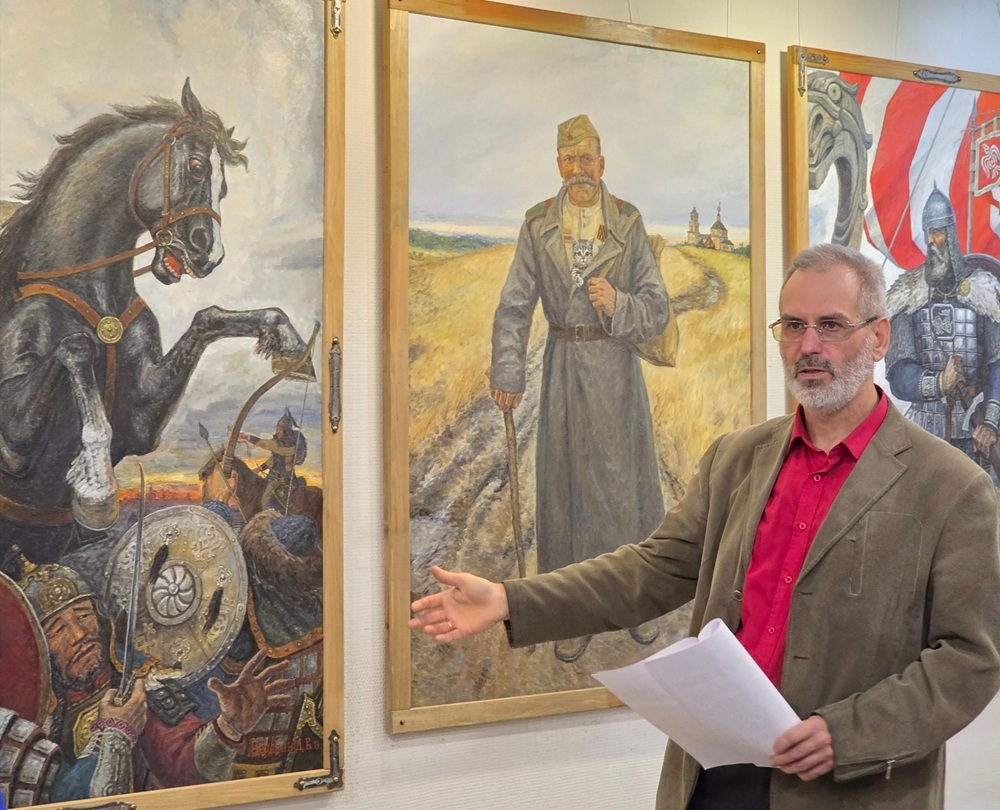 Преподаватель Санкт-Петербургской государственной художественно-промышленной академии имени А. Л. Штиглица Дмитрий Васильевич Березин провел профориентационное занятие для учащихся «Газпром школы Санкт-Петербурга».