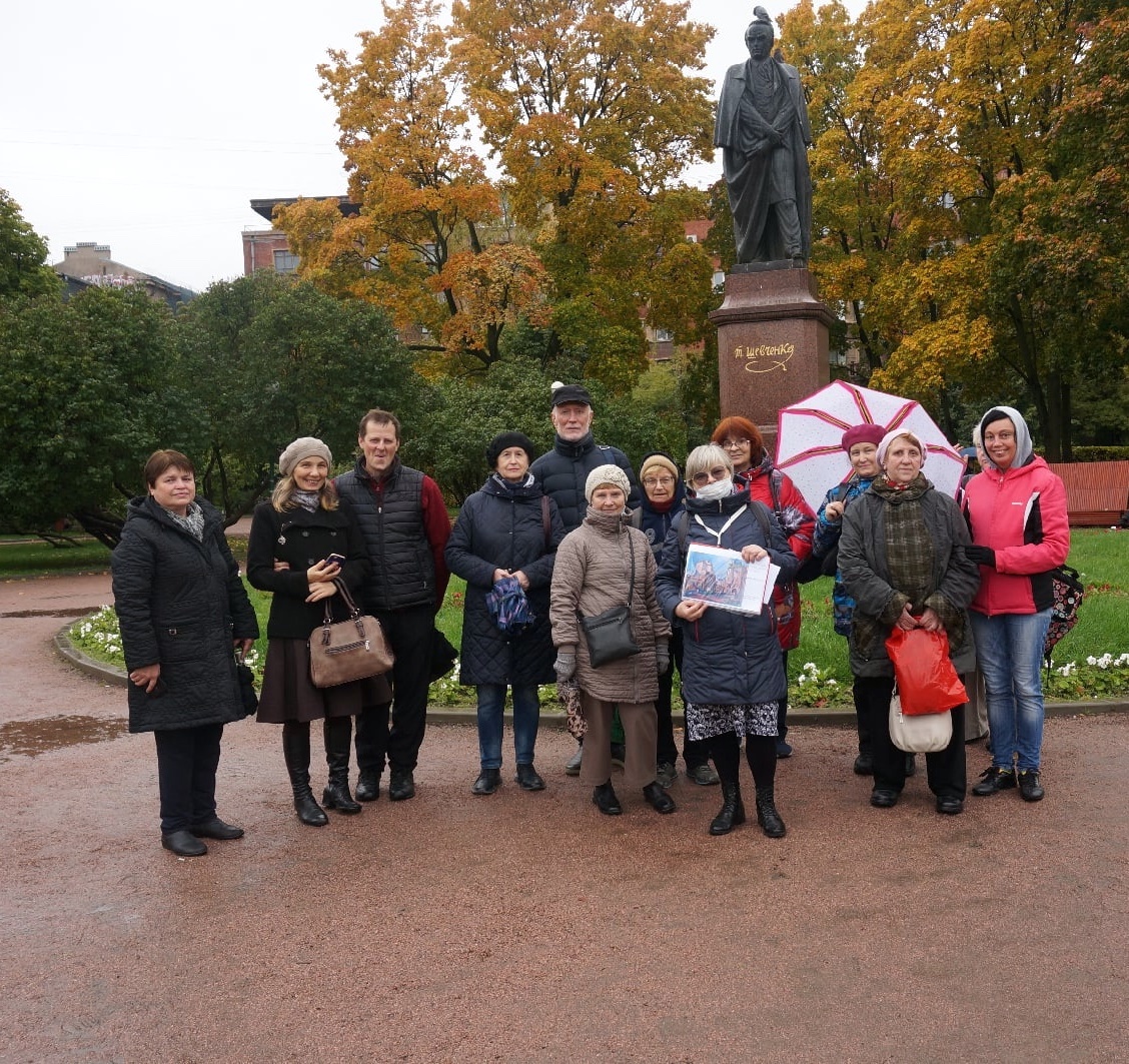 Постер для новости «Весь Петербург с вашим гидом-библиотекарем!»