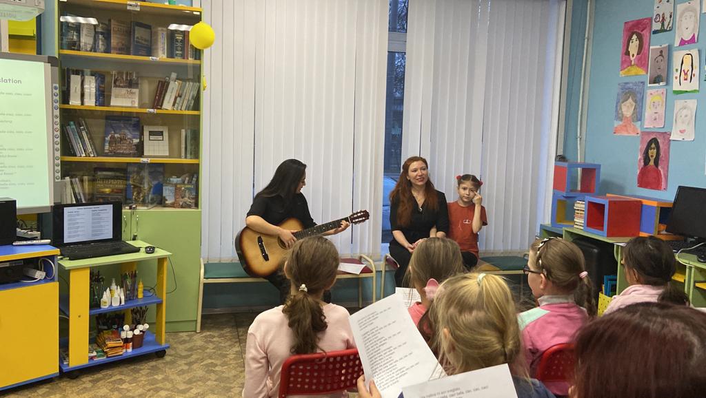 Постер для новости &laquo;Vivi e prospera IBBY: День итальянской культуры во 2-ой детской библиотеке&raquo;
