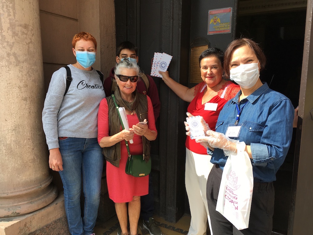 Постер для новости &laquo;Открытая дверь в библиотеку&raquo;