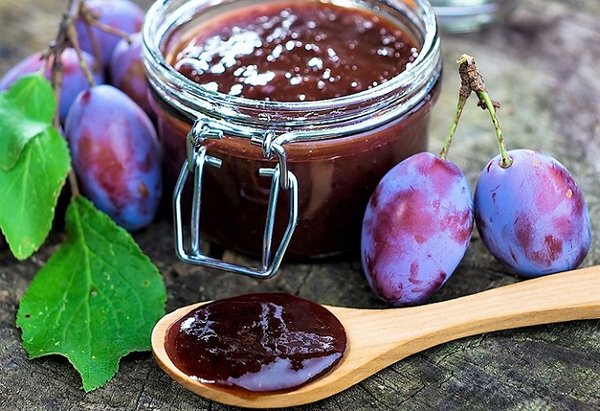 Постер для новости &laquo;Рецепты варенья от русских классиков&raquo;