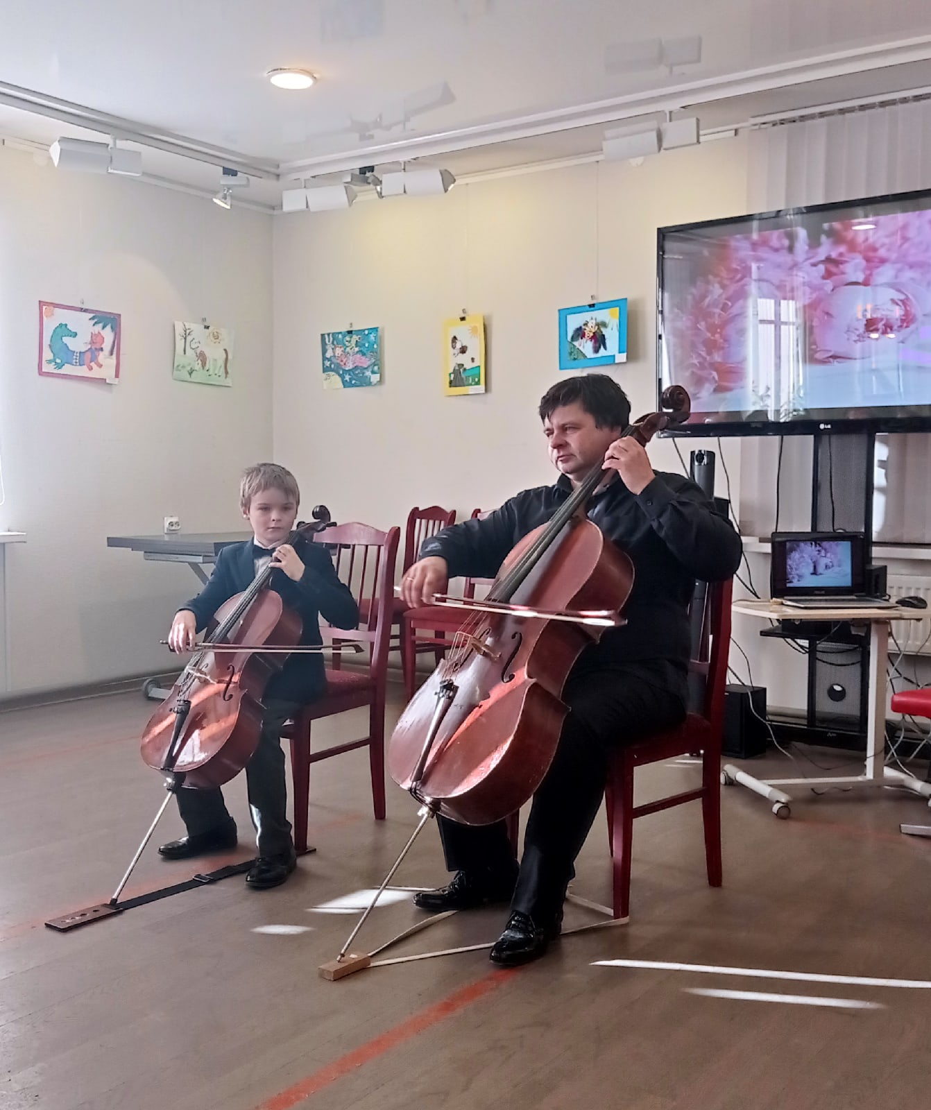 Постер для новости &laquo;Вечер камерной музыки в библиотеке Кировских островов&raquo;