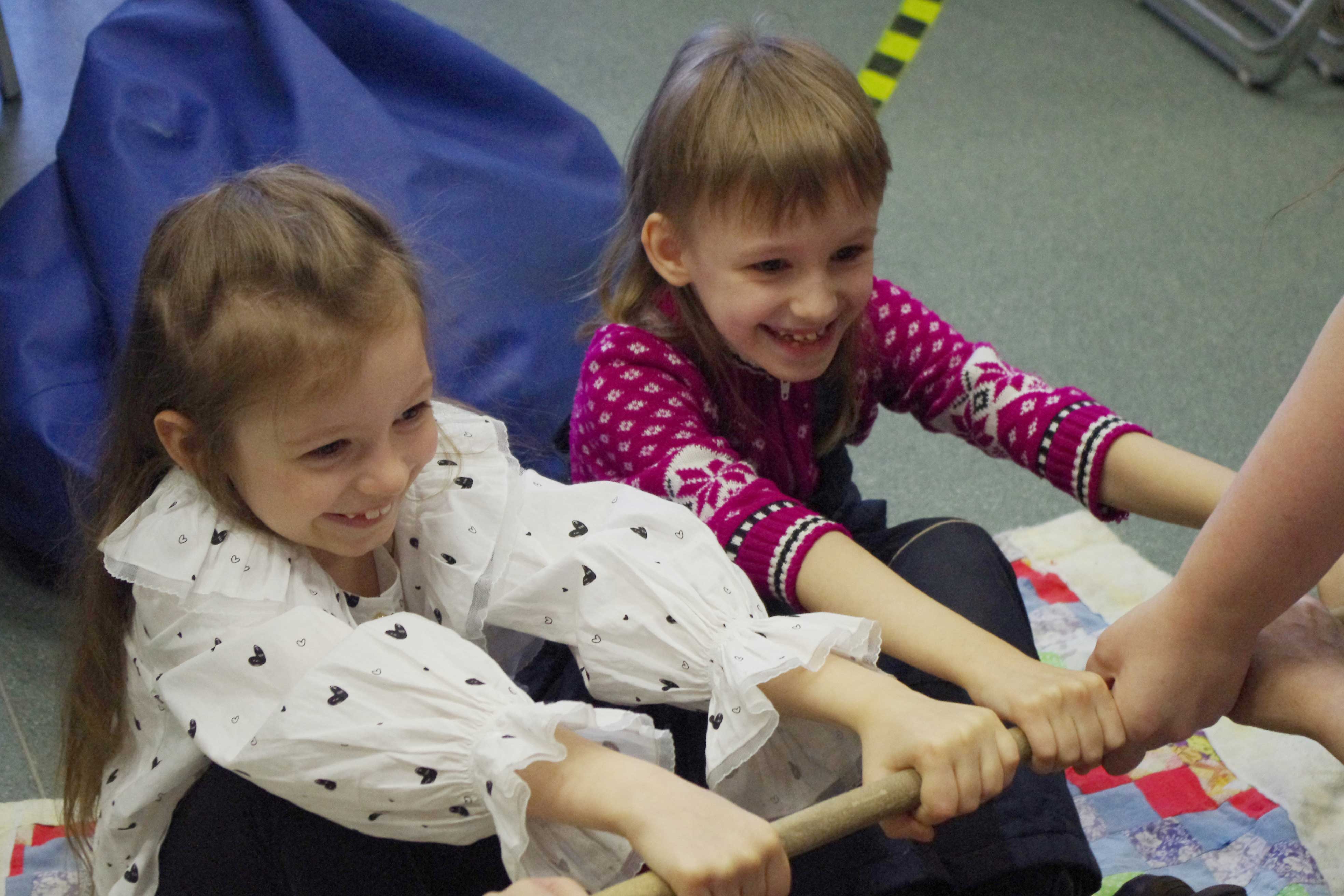 Постер для новости &laquo;В рамках Года культурного наследия народов России: Сказки земли Олонхо&raquo;