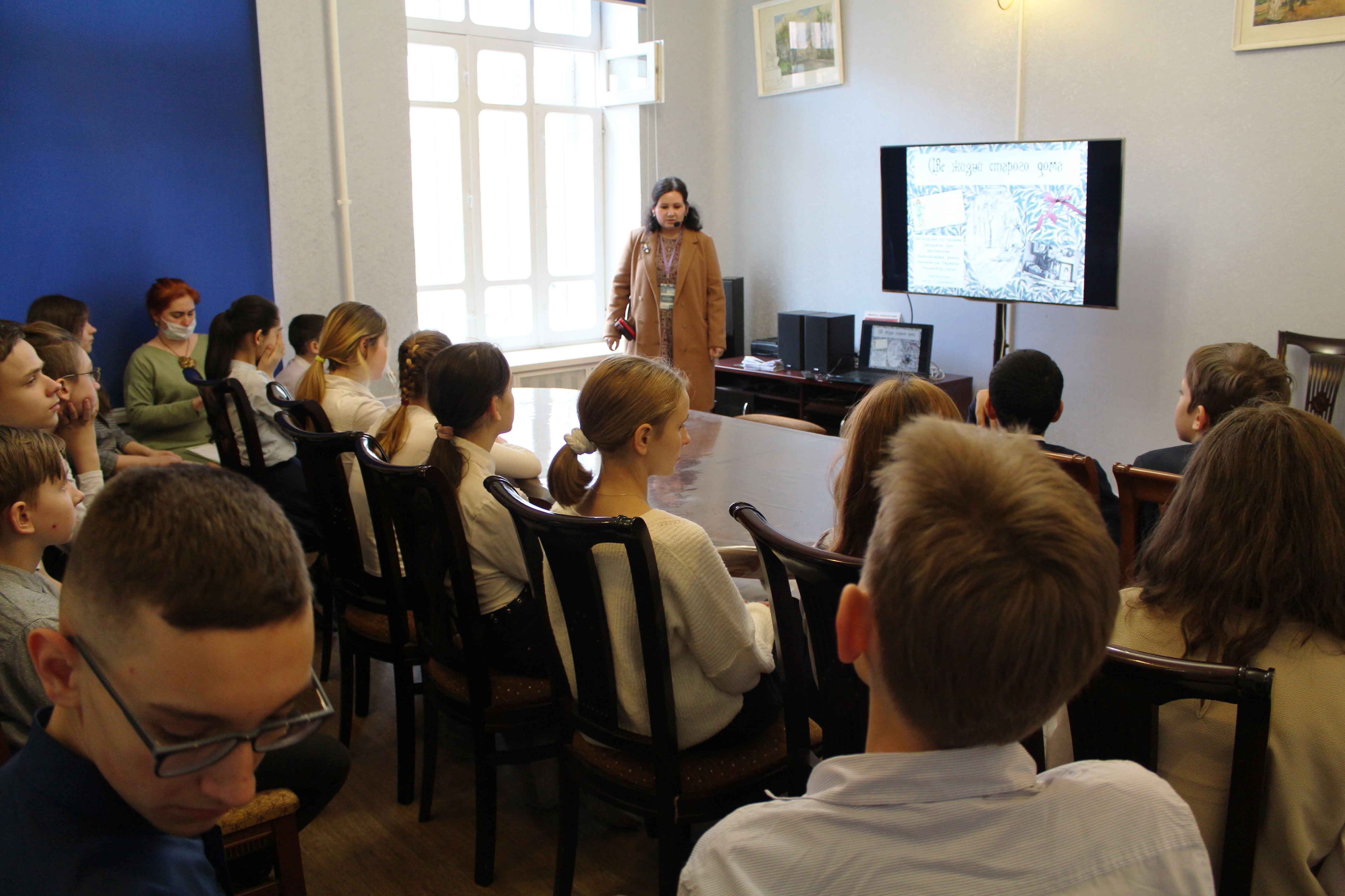 Постер для новости &laquo;Экскурсия для школьников 