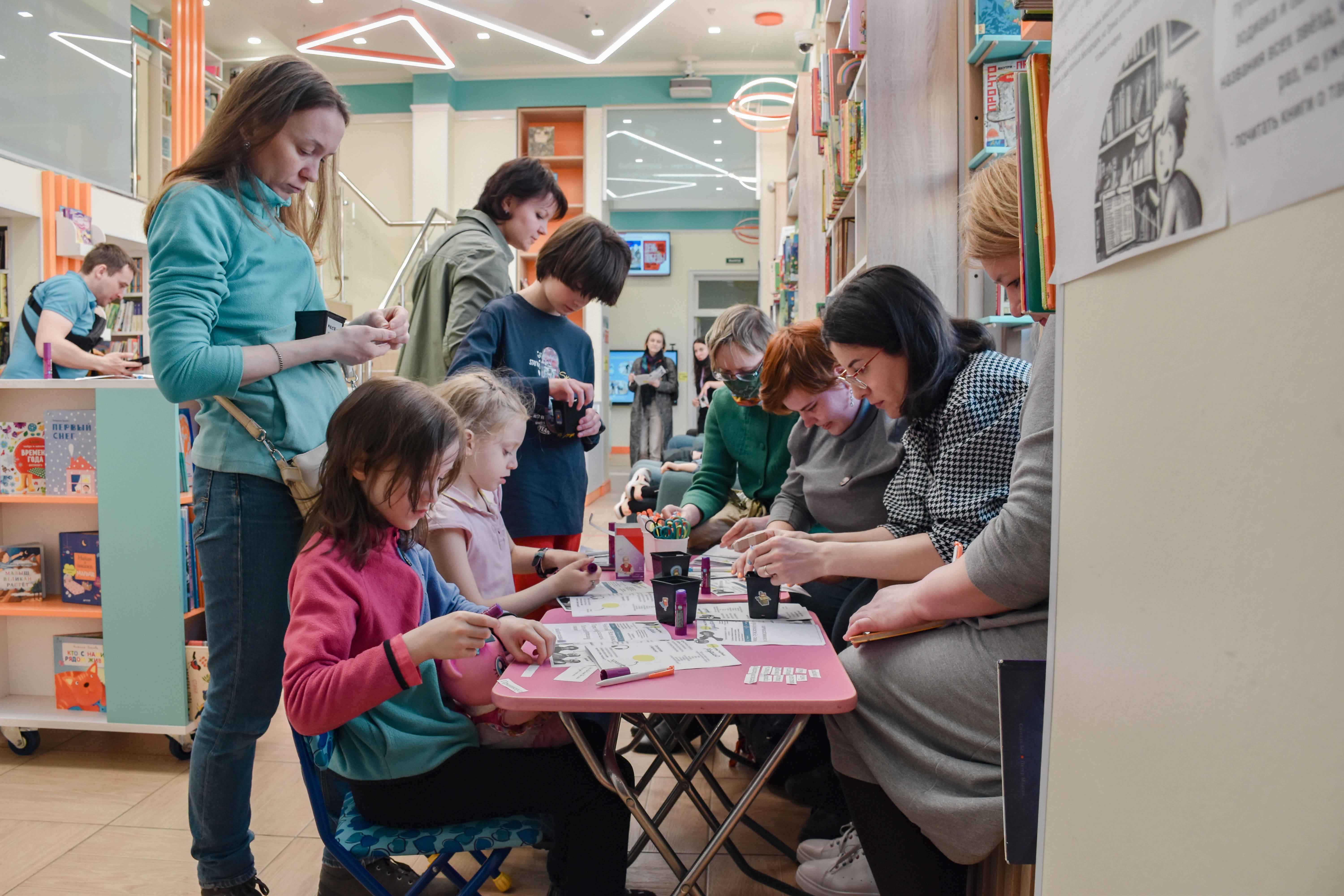 Постер для новости ««Ночь музеев» в библиотеке книжных героев»