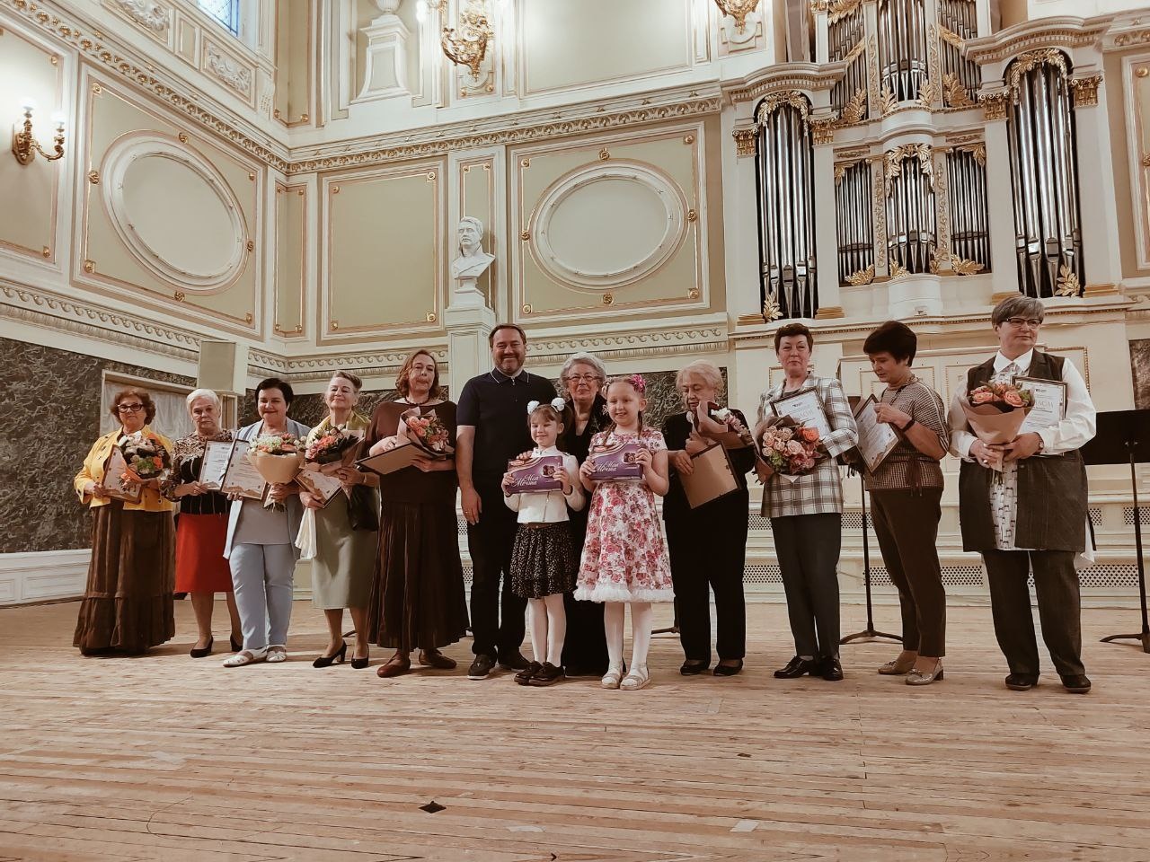 Постер для новости &laquo;За верность профессии&raquo;