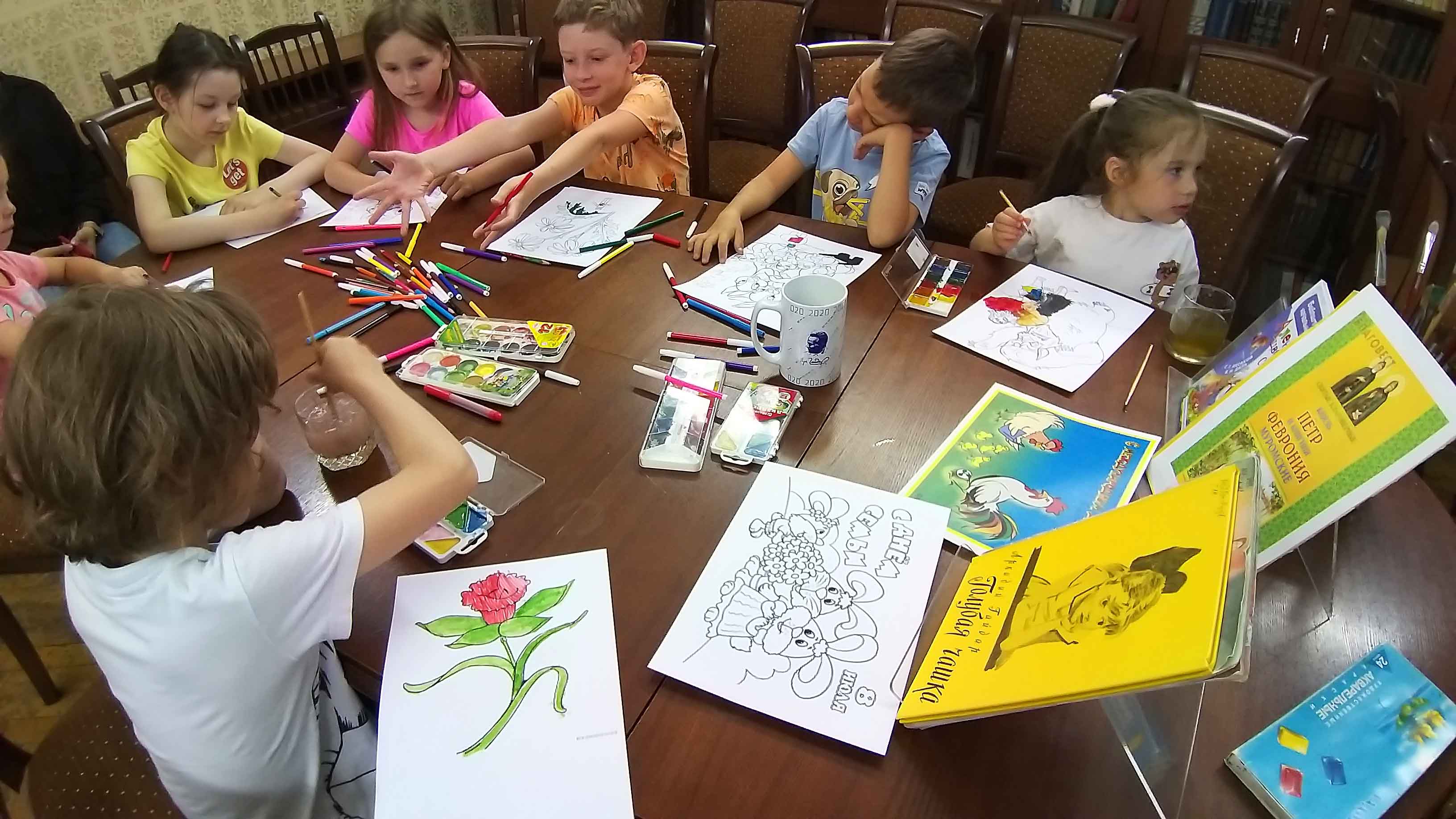 Постер для новости &laquo;День семьи, любви и верности отметили в Юношеской библиотеке имени А. Гайдара&raquo;