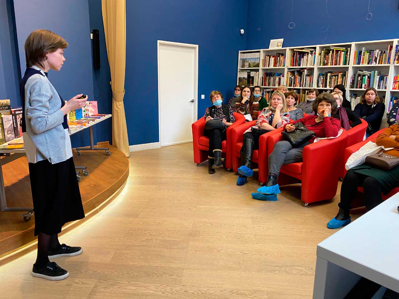 Постер для новости &laquo;Библиотека им. В.И. Ленина стала организатором ряда семинаров для педагогов Санкт-Петербурга&raquo;