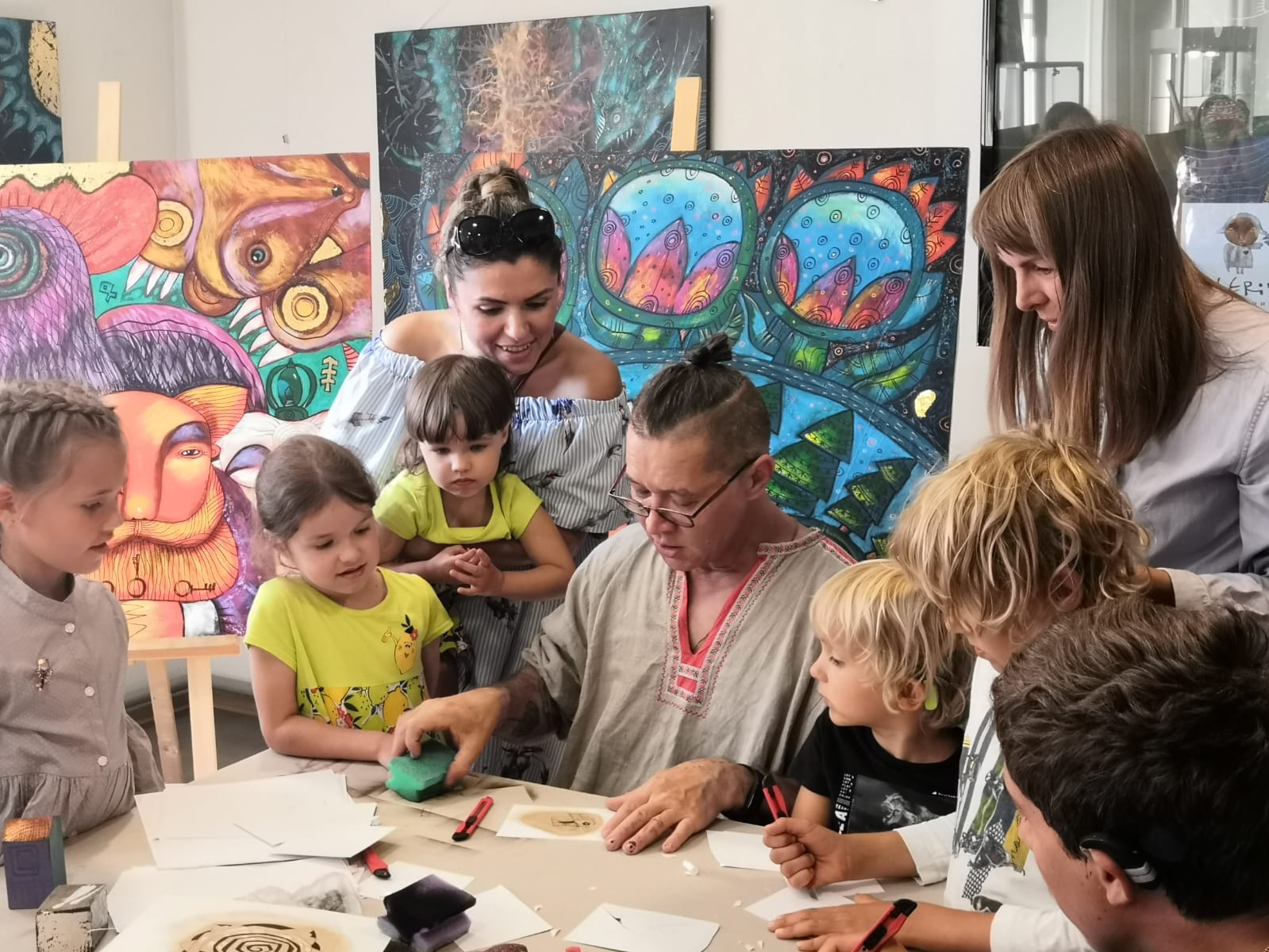 Постер для новости «Мастер-класс с художником Валериусом в библиотеке Кировских островов»