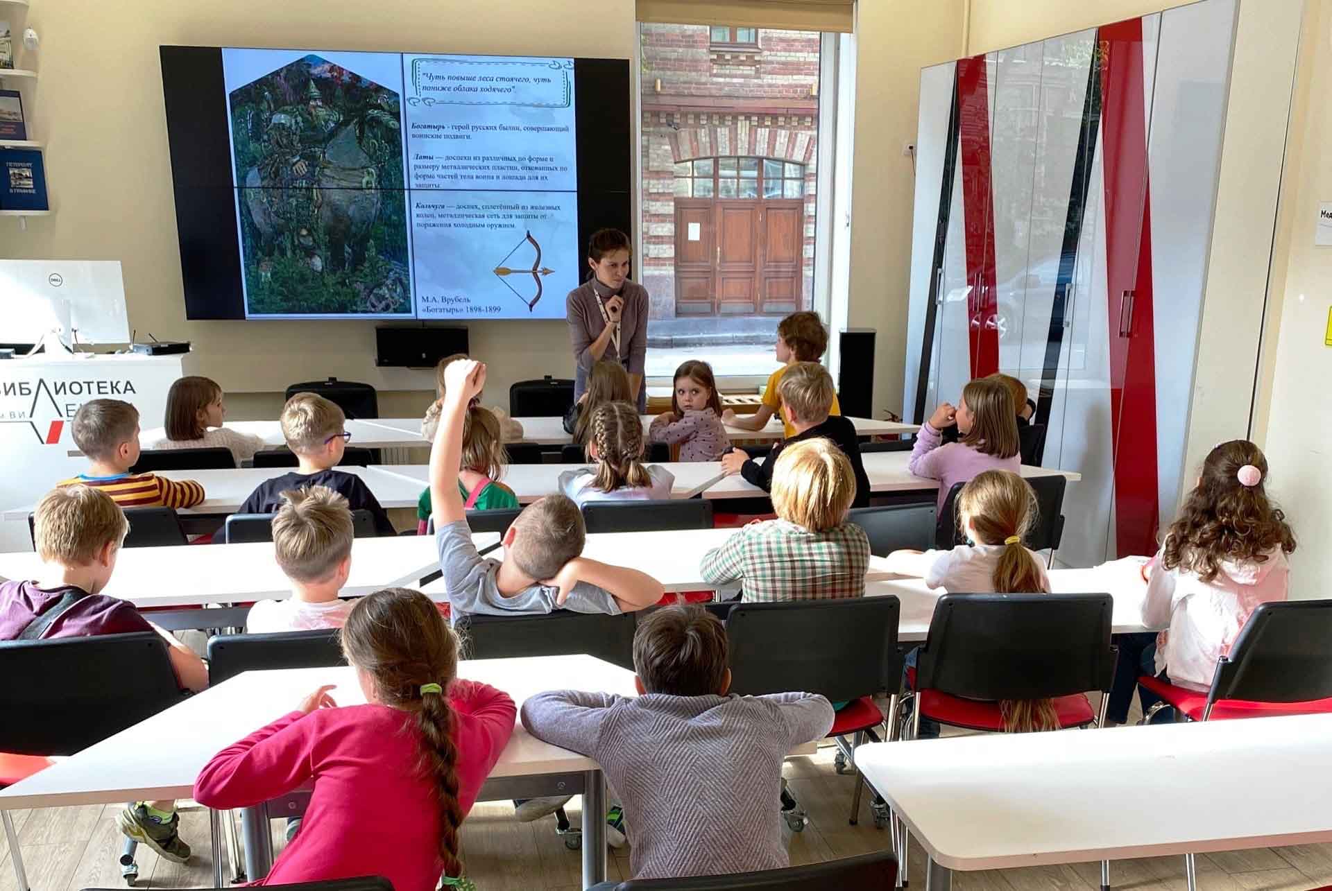 Постер для новости &laquo;Живописные загадки в Библиотеке Ленина&raquo;