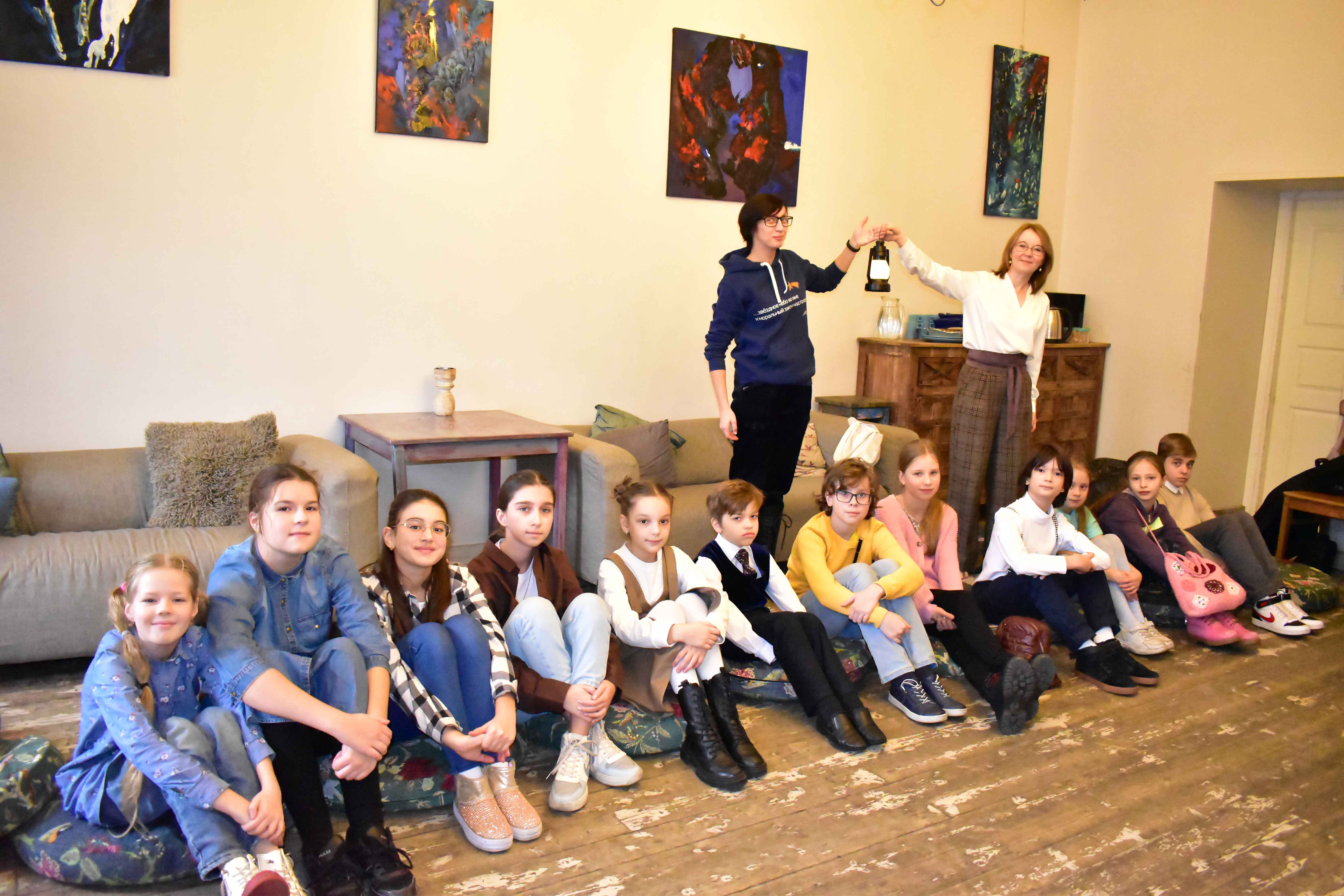 Постер для новости &laquo;На осенних каникулах юные писатели изучали философию&raquo;