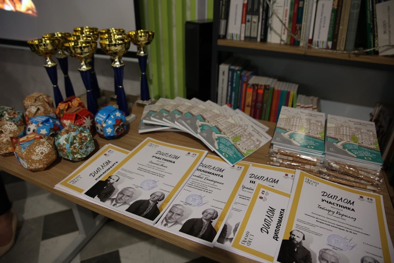 Постер для новости &laquo;Итоги конкурса слова «ПРОЗАфест»&raquo;