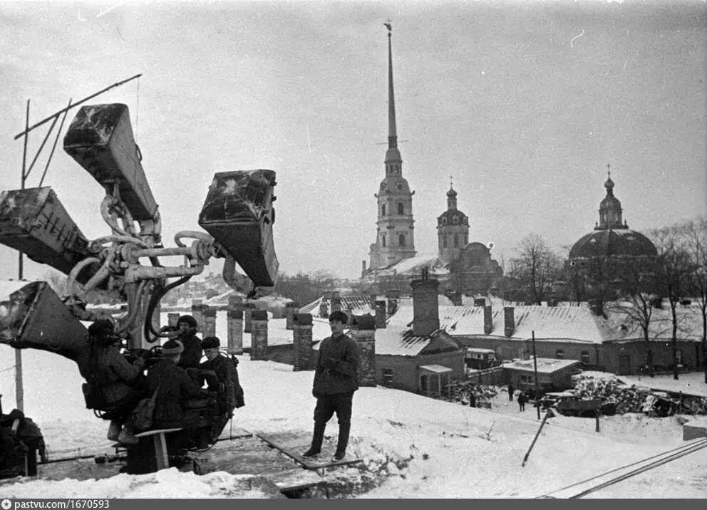 Постер для новости &laquo;Блокадные адреса Петроградской стороны&raquo;