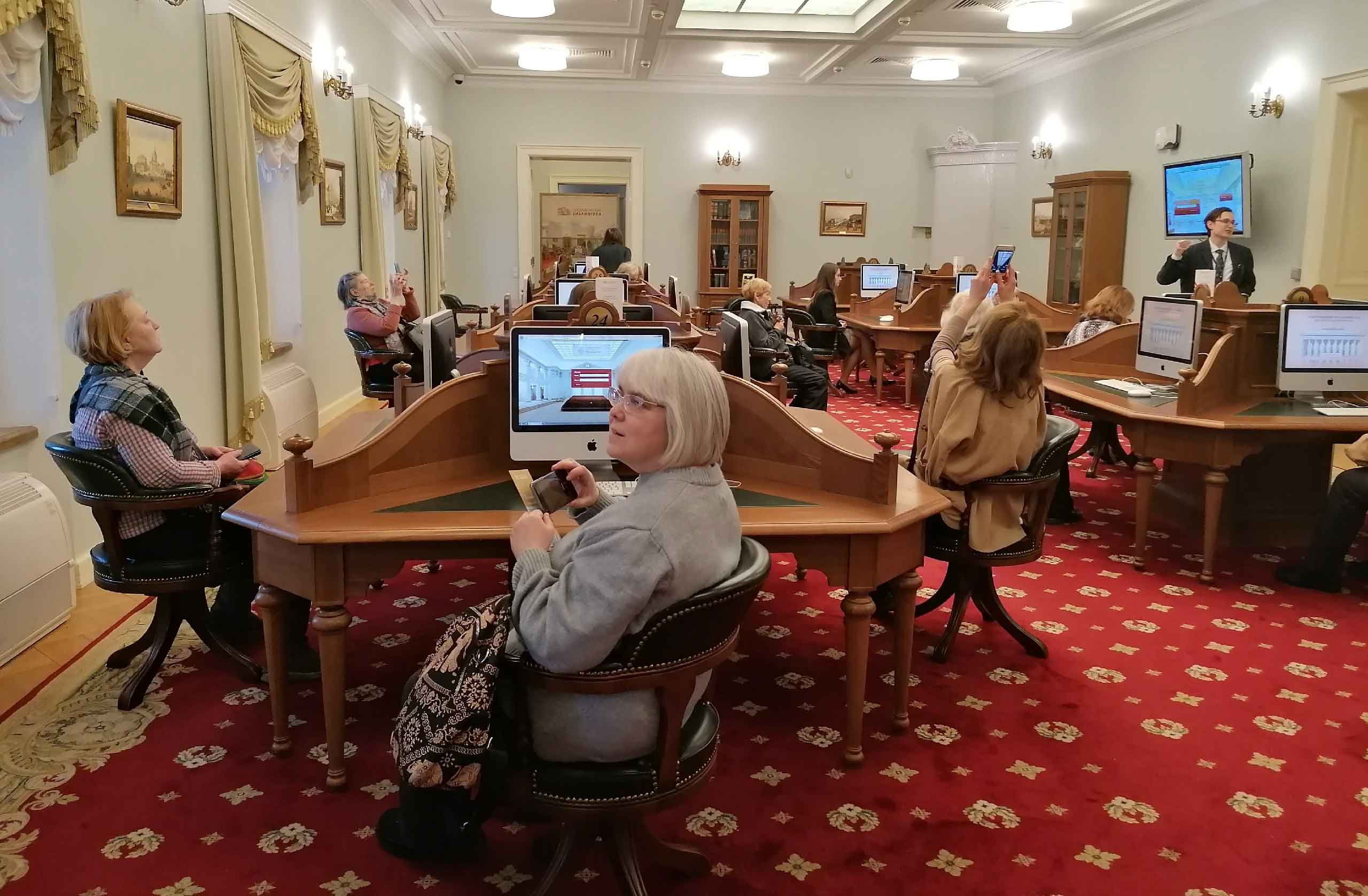 Постер для новости «Экскурия в Президентскую библиотеку для читателей Библиотеки на Троицкой площади»