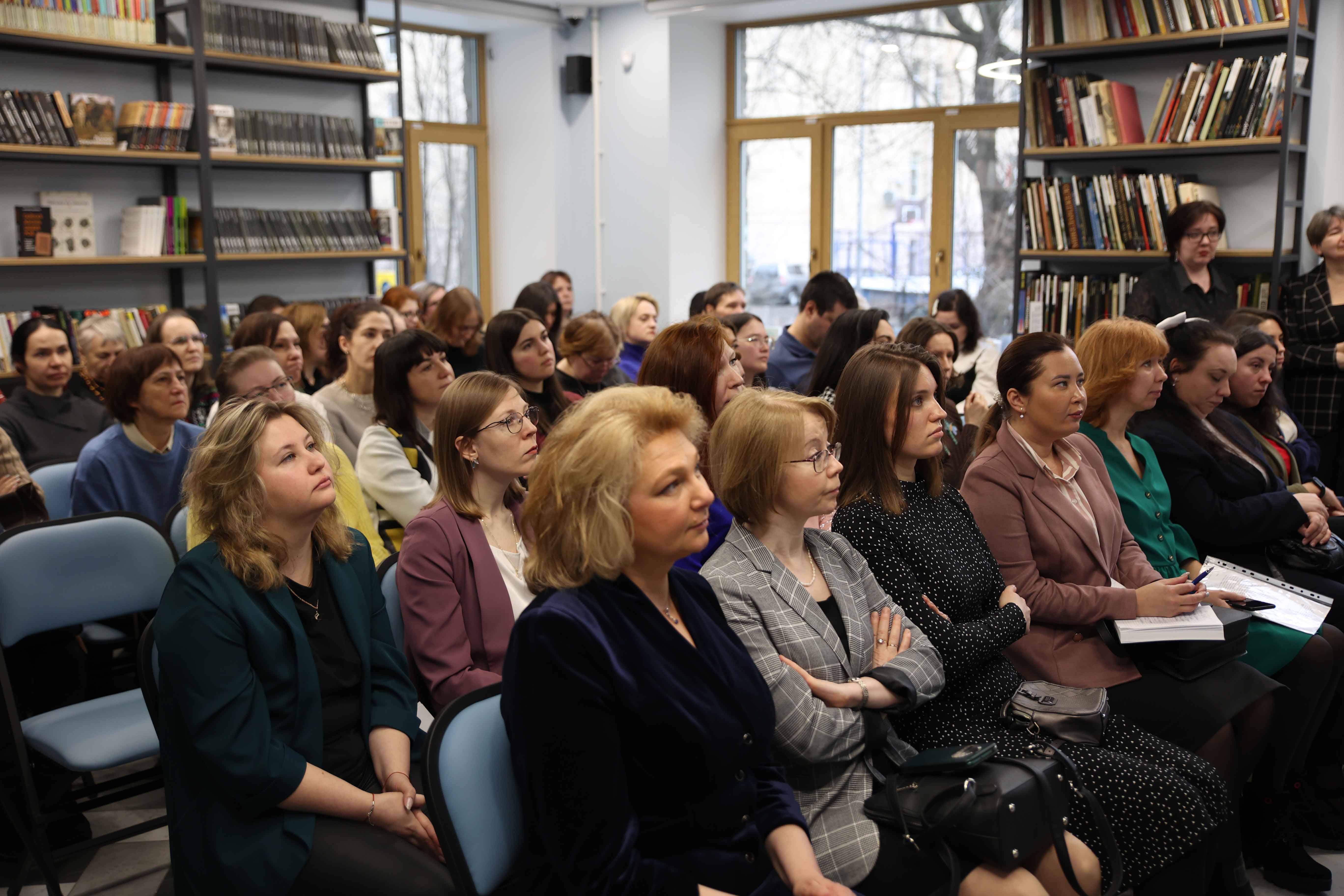 Постер для новости &laquo;В Библиотеке на Карповке прошло отчётное совещание по итогам работы в 2022 году&raquo;