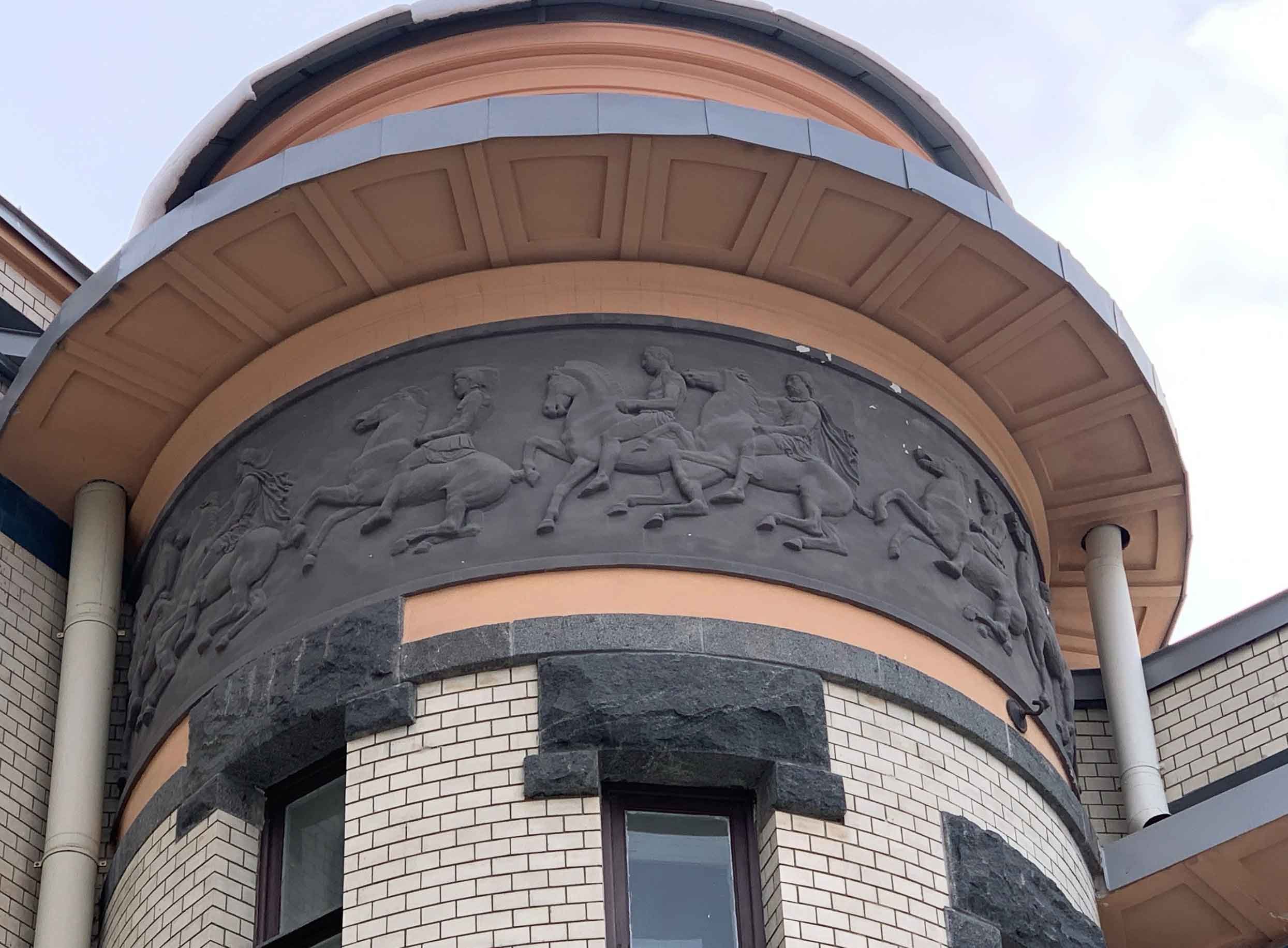 Постер для новости &laquo;Архитектурная азбука Петроградской стороны: пешеходный квест от Библиотеки на Карповке&raquo;