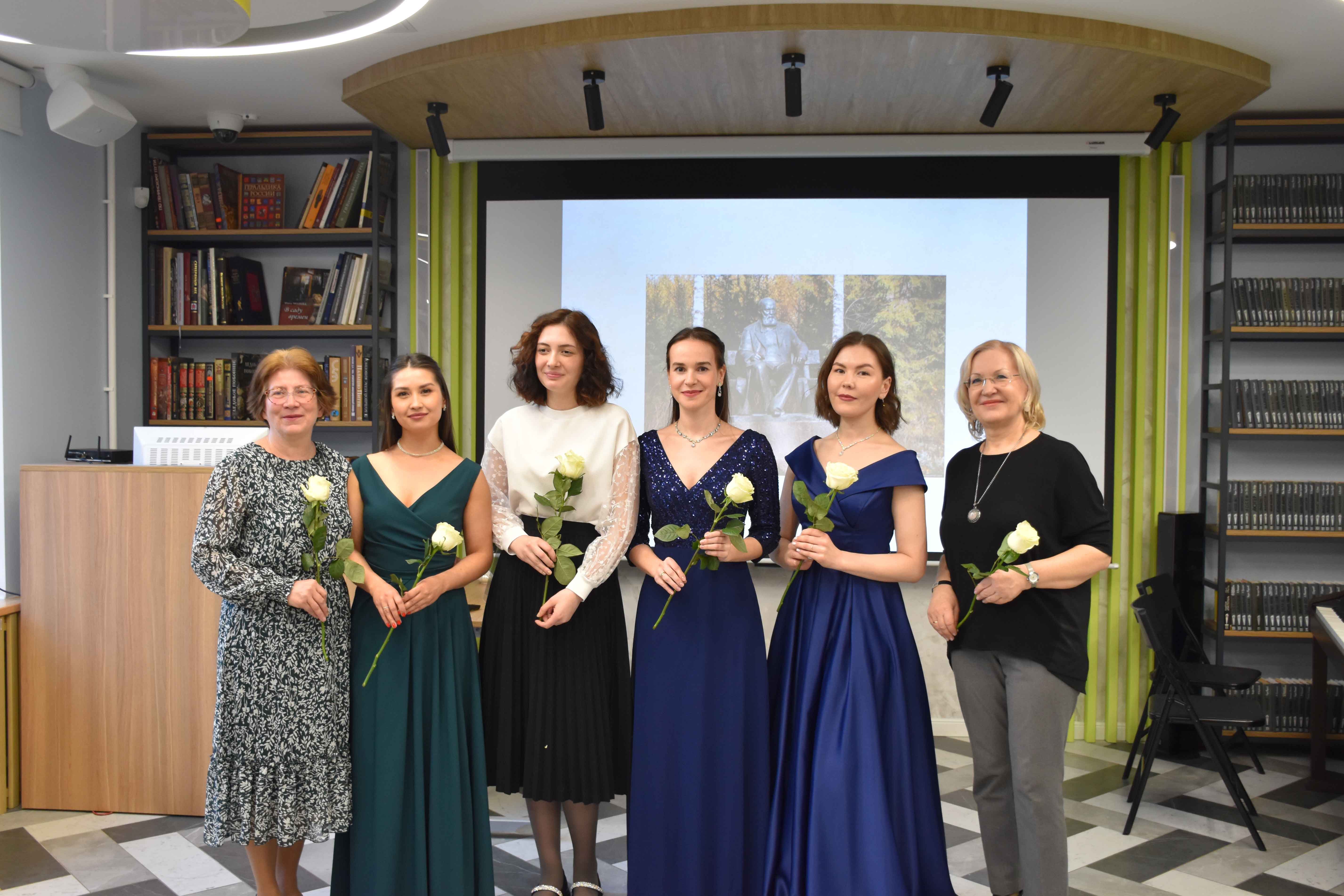 Постер для новости &laquo;«Весенняя сказка» в Библиотеке на Карповке&raquo;