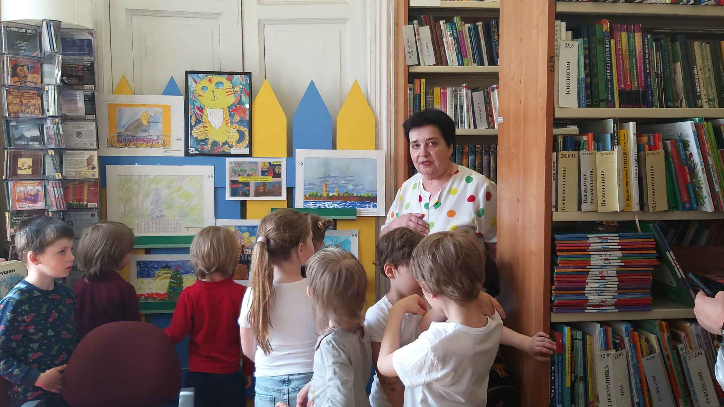 Постер для новости &laquo;Открывая дверь в библиотеку&raquo;