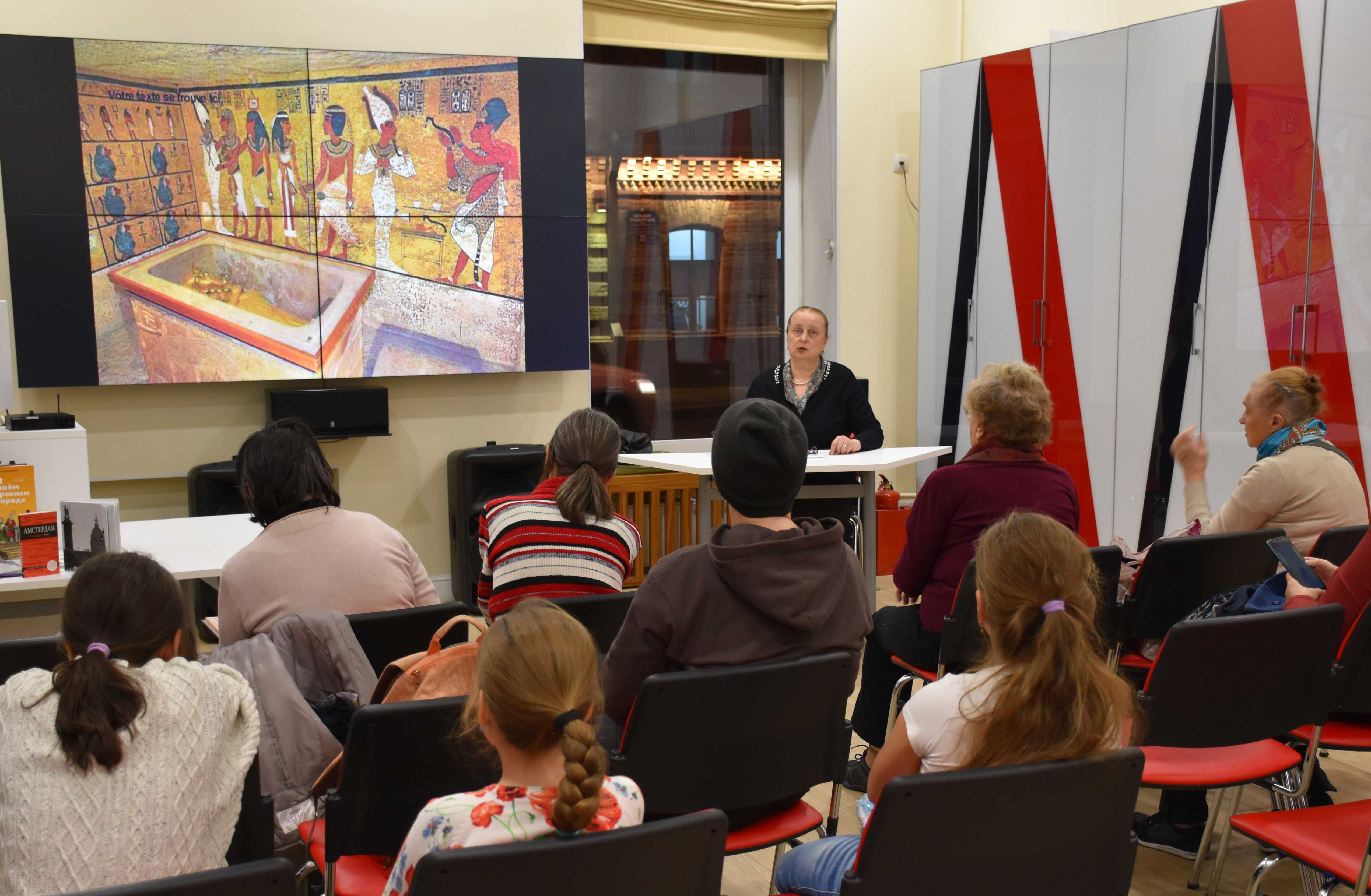 Постер для новости &laquo;Открытие гробницы Тутанхамона в Долине Царей&raquo;