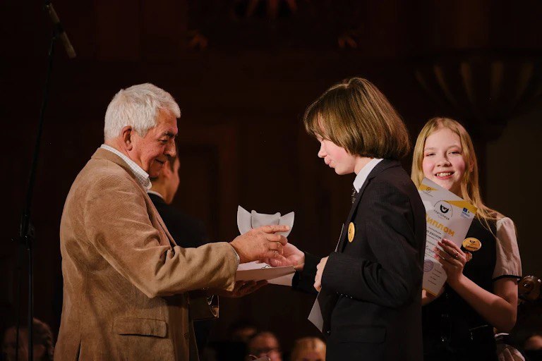 Постер для новости &laquo;Победы учеников литературной студии&raquo;