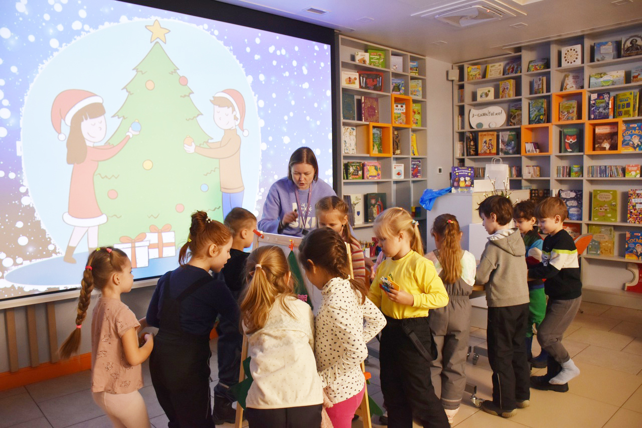 Постер для новости &laquo;Мишки отпраздновали Новый год в Библиотеке книжных героев&raquo;