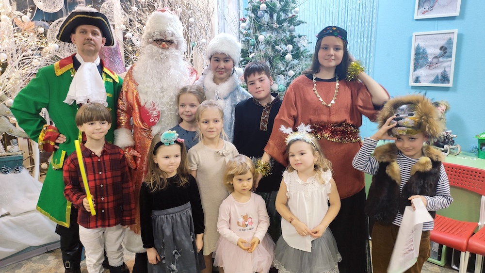 Постер для новости &laquo;Во 2-й детской библиотеке продолжаются новогодние мероприятия&raquo;