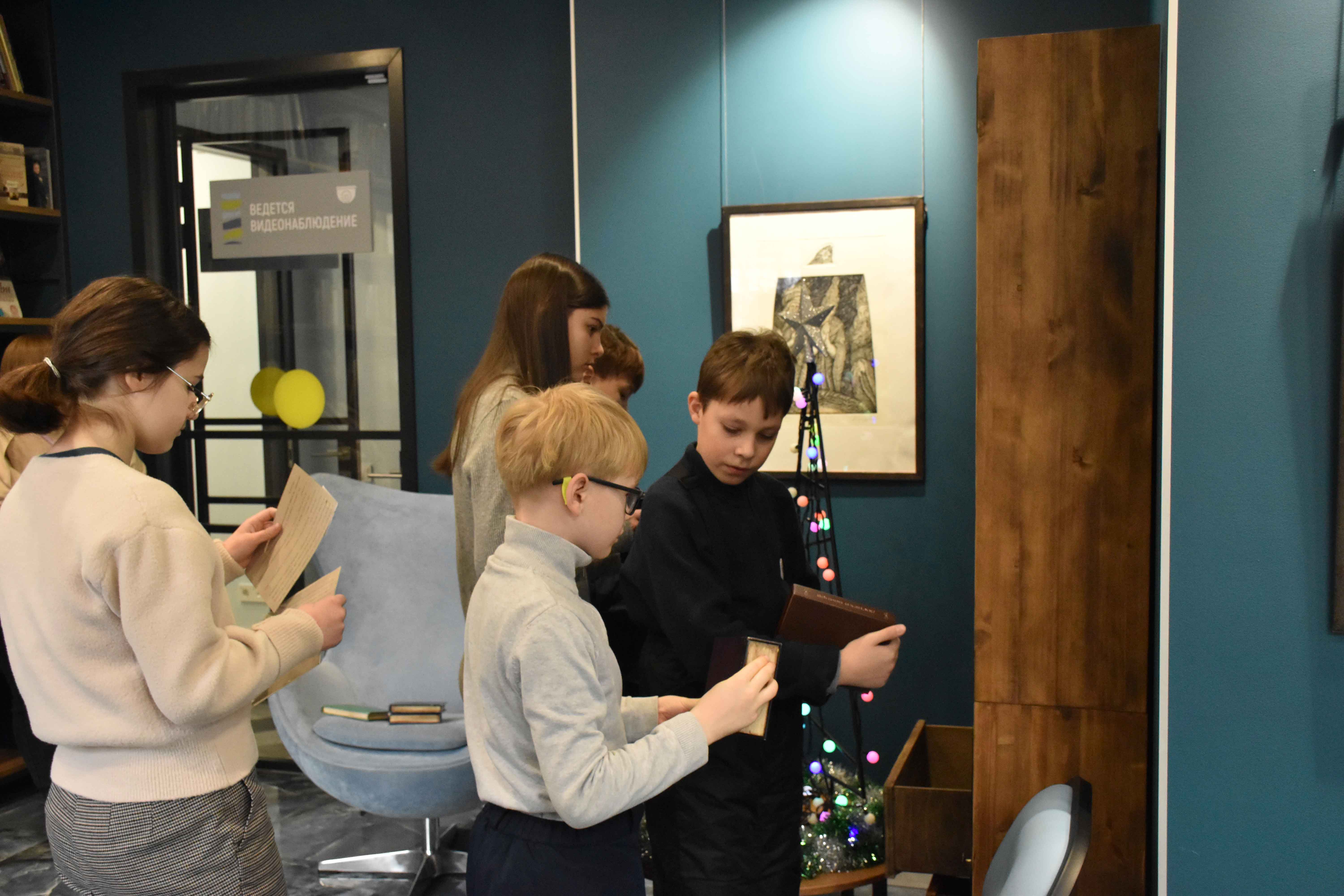 Постер для новости «В Библиотеке на Карповке прошел квест 