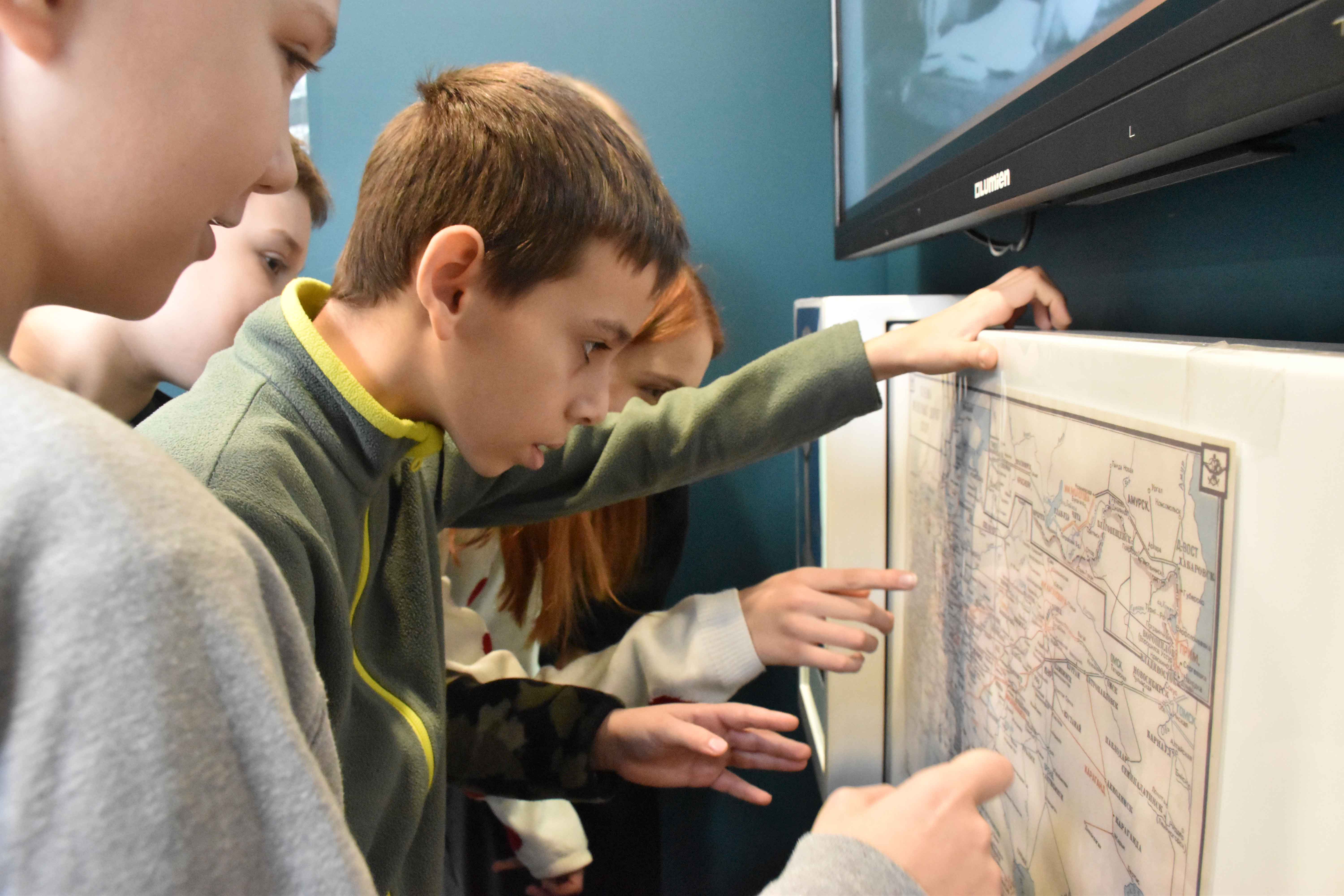 Постер для новости &laquo;В Библиотеке на Карповке прошел квест для школьников, посвященный 80-летию снятия блокады&raquo;