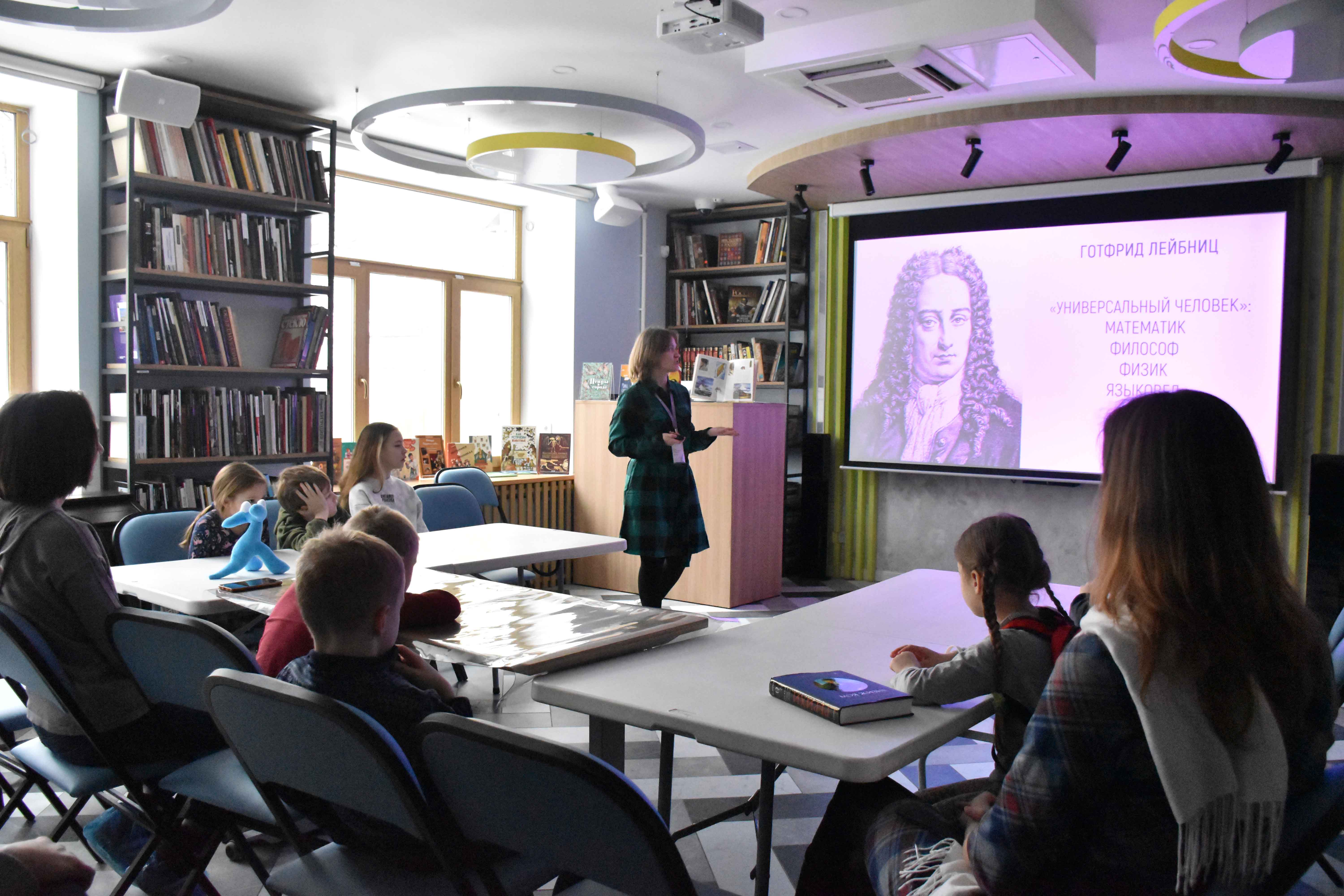 Постер для новости &laquo;В Академии наук и курьёзных художеств&raquo;