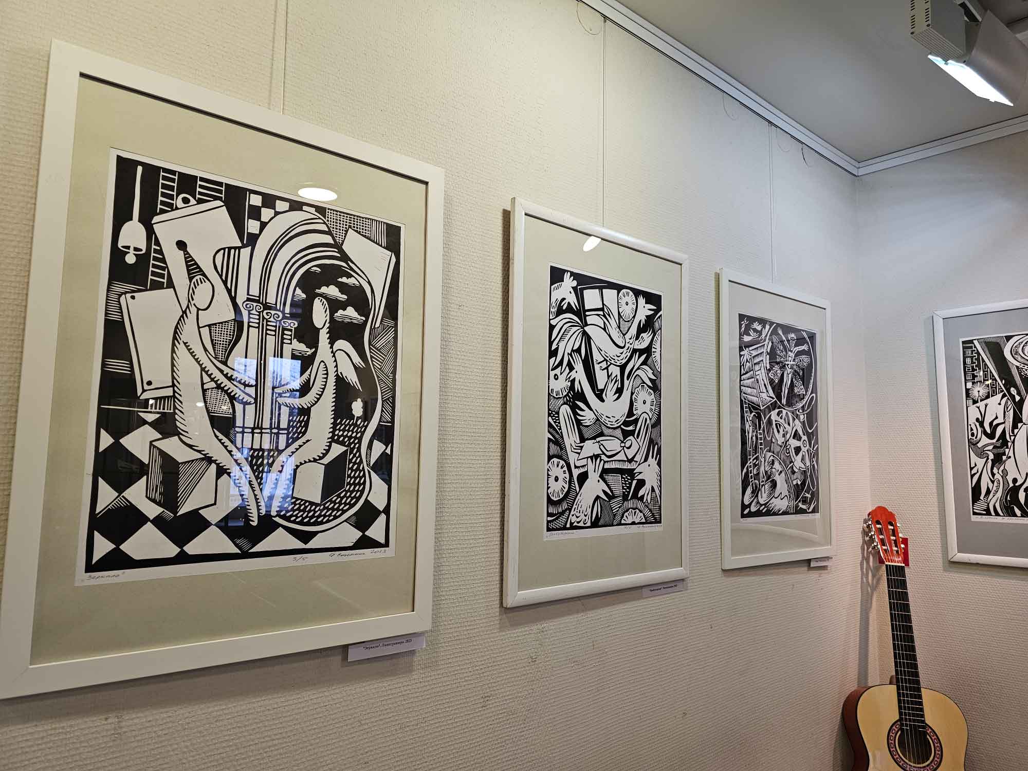 Постер для новости «Выставка печатной и станковой графики в библиотеке Кировских островов»