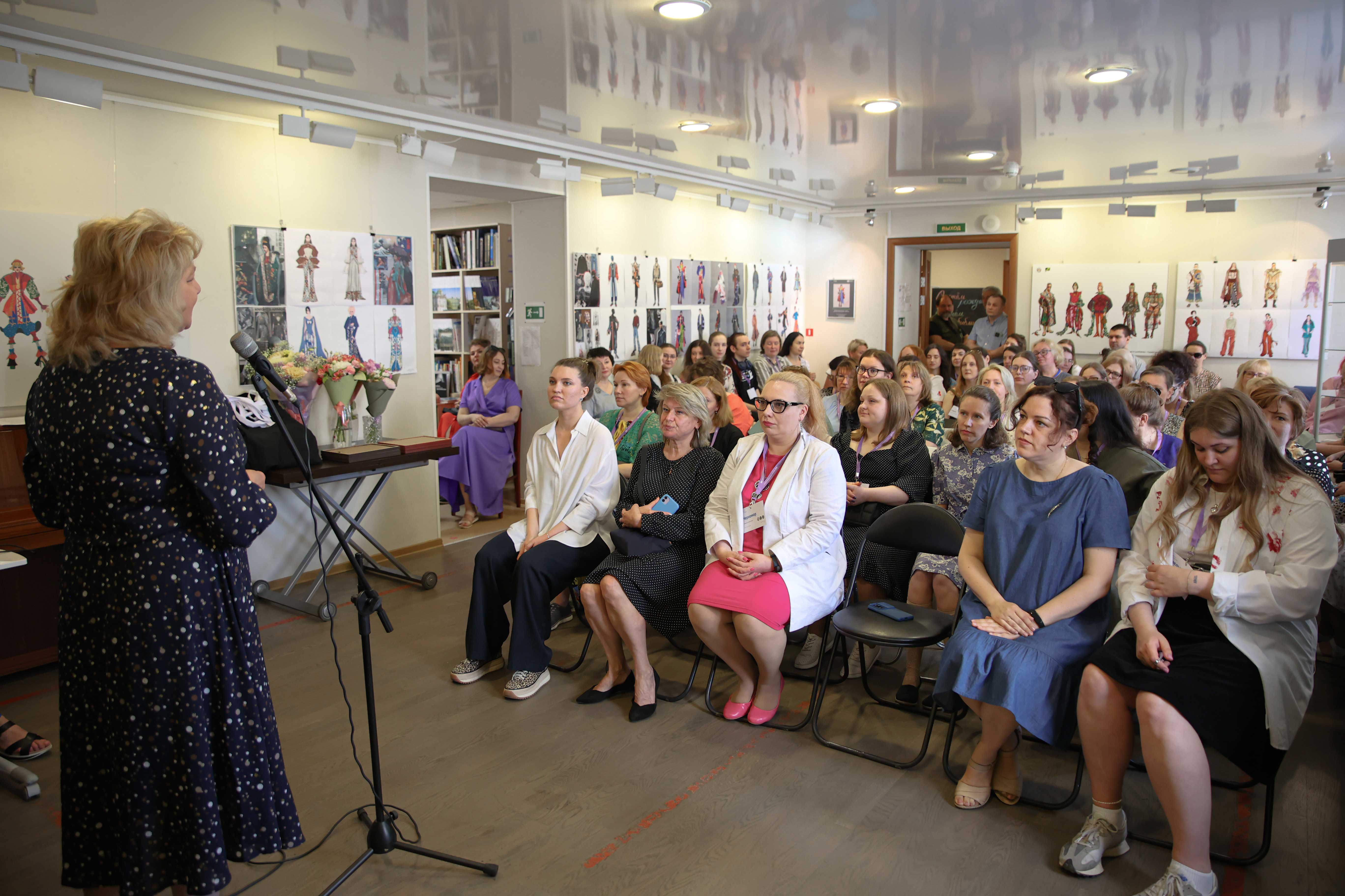 Постер для новости &laquo;В Библиотеке Кировских островов отметили Общероссийский день библиотек&raquo;