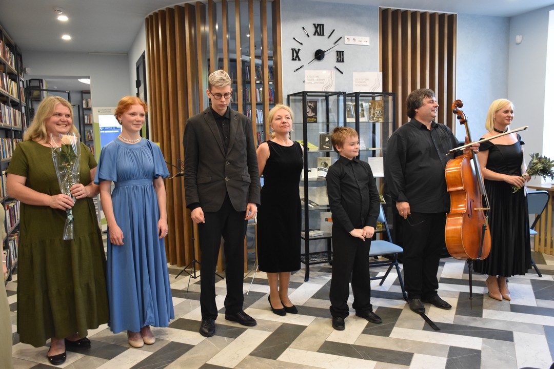 Постер для новости &laquo;«Концерт концертов» в Библиотеке на Карповке&raquo;