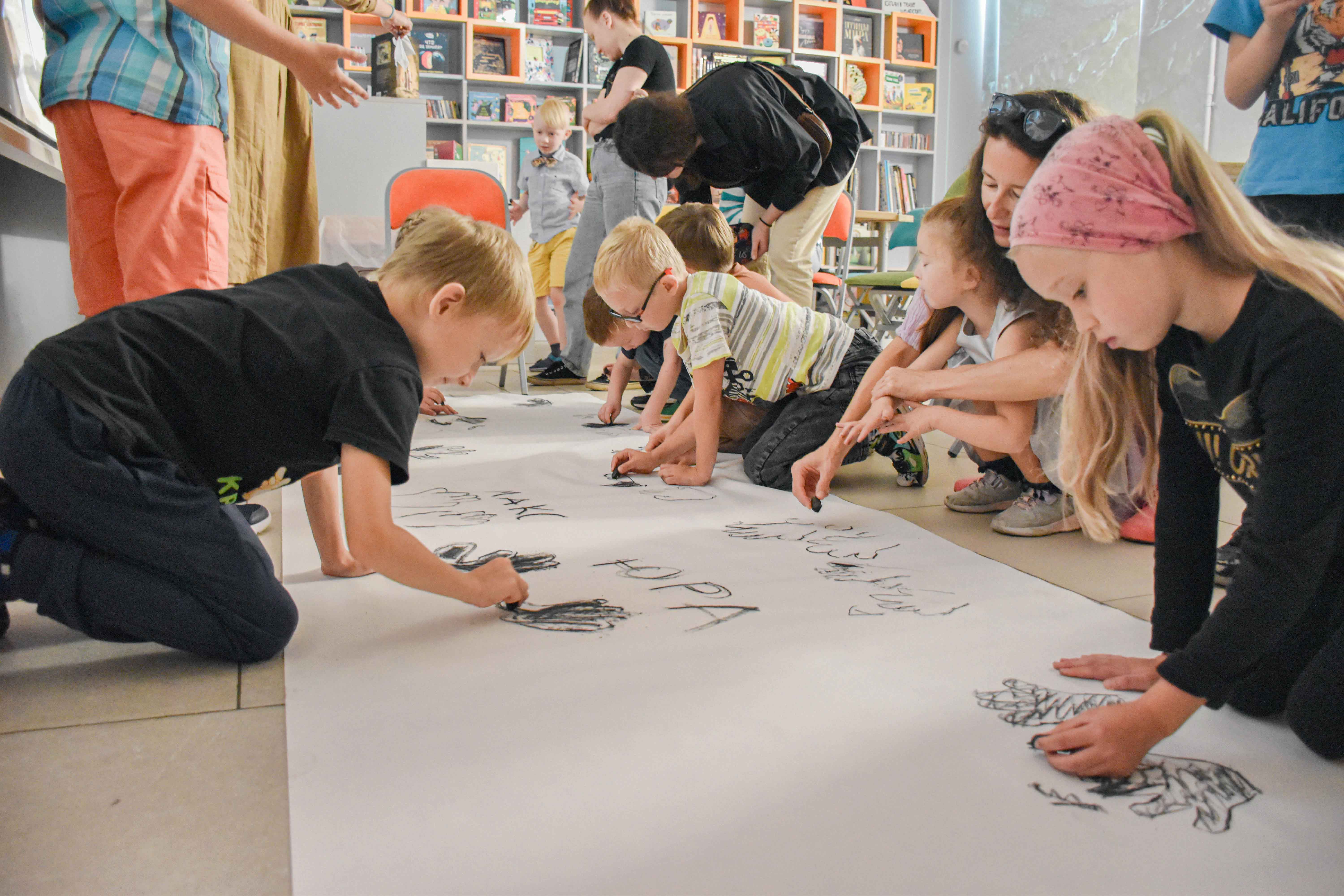 Постер для новости &laquo;В Библиотеке книжных героев совершили путешествие в эпоху палеолита!&raquo;