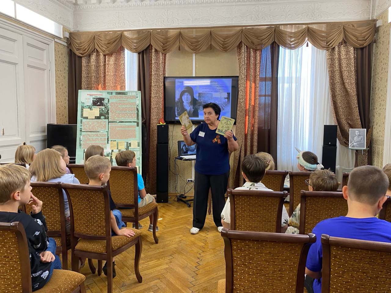 Постер для новости &laquo;Библиотека имени А.П. Гайдара провела уроки мужества&raquo;