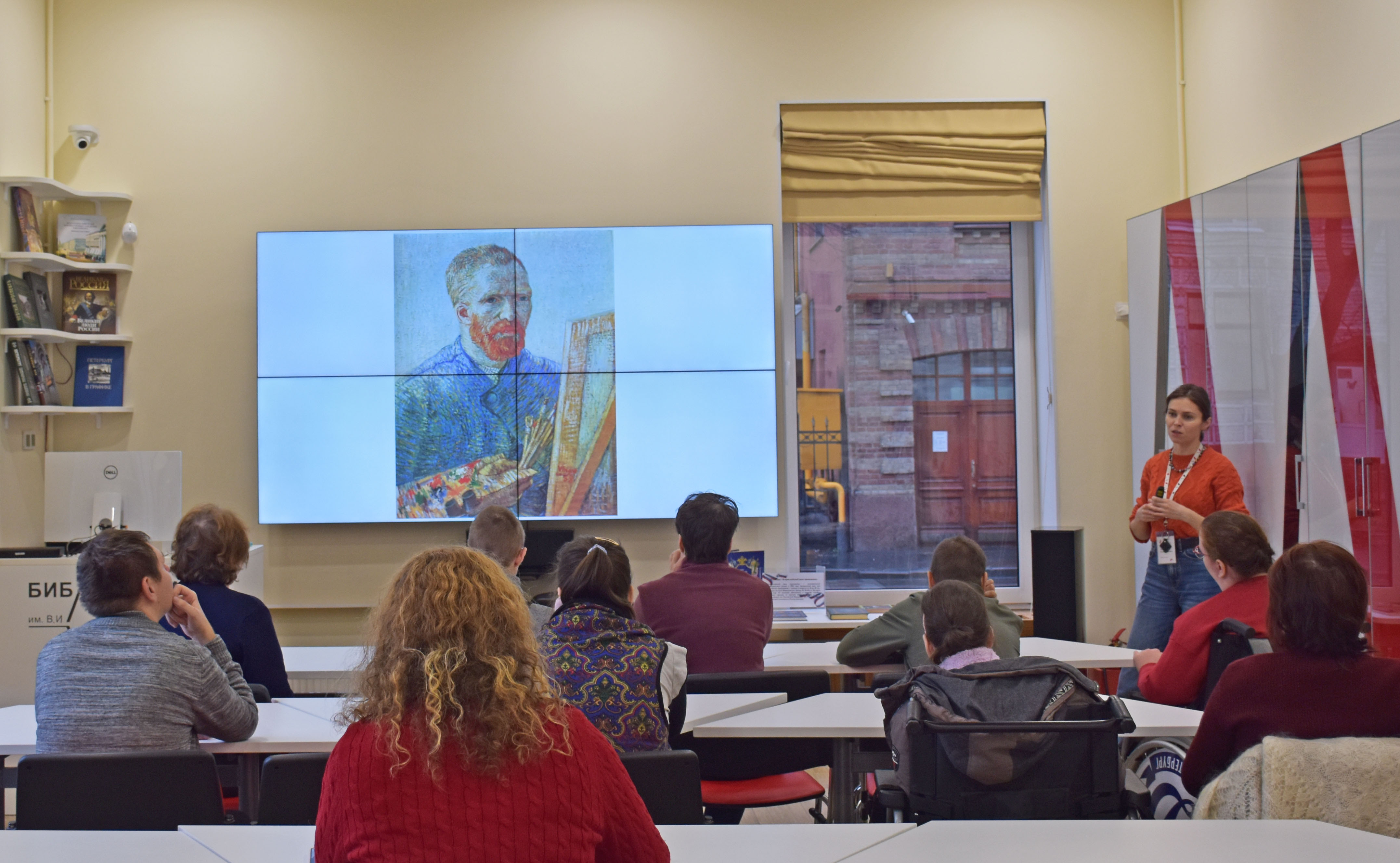 Постер для новости &laquo;Для подопечных Центра социальной реабилитации инвалидов и детей-инвалидов Василеостровского района провели лекцию&raquo;