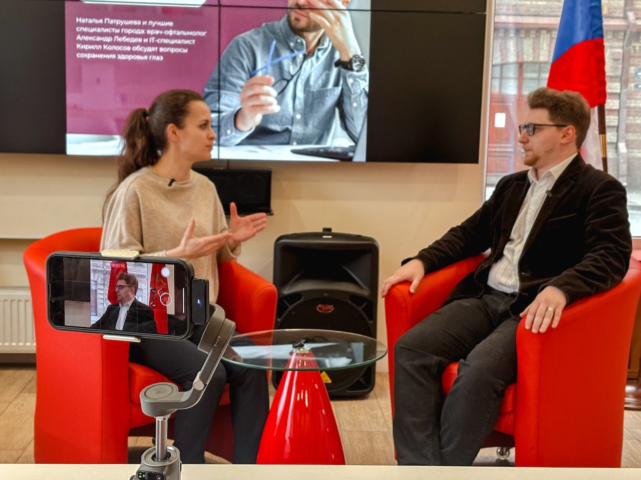 Постер для новости «Гостиная «Здорового Петербурга» распахнула двери в Библиотеке Ленина»