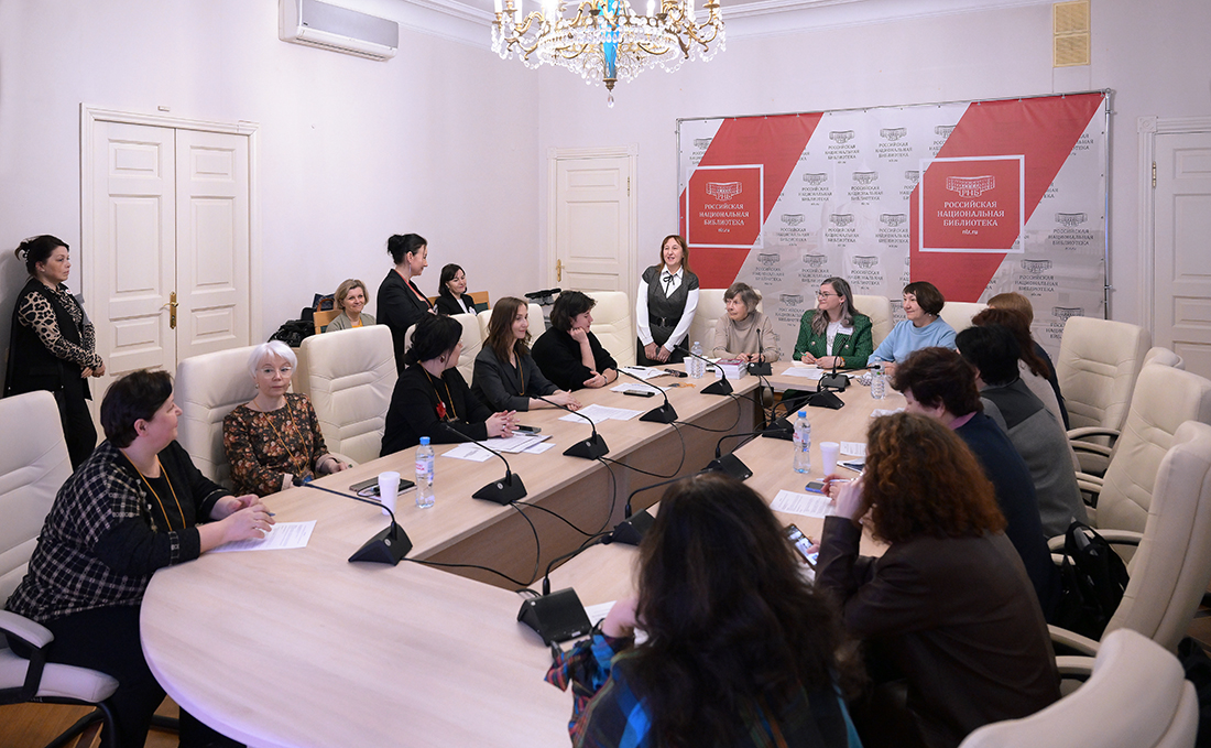 Постер для новости &laquo;Библиотеки Петроградской стороны представили в Российской национальной библиотеке краеведческие проекты&raquo;