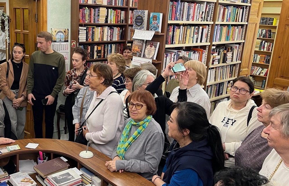 Постер для новости &laquo;Продолжаем рассказывать об истории библиотеки в бывшем доходном доме купцов Колобовых&raquo;