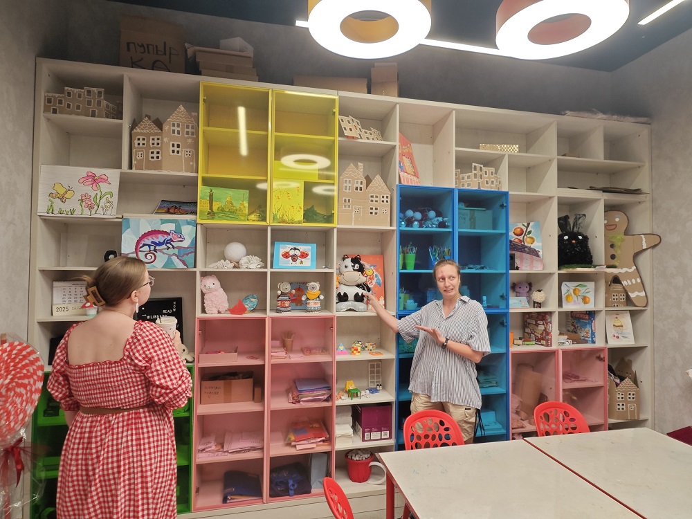 Постер для новости «Профессиональный визит в библиотеку «Азарт»»