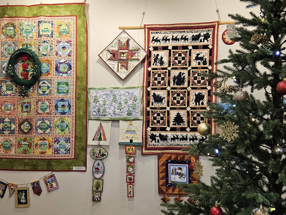 Постер для новости &laquo;Приглашаем на выставку «Тепло зимних узоров»&raquo;