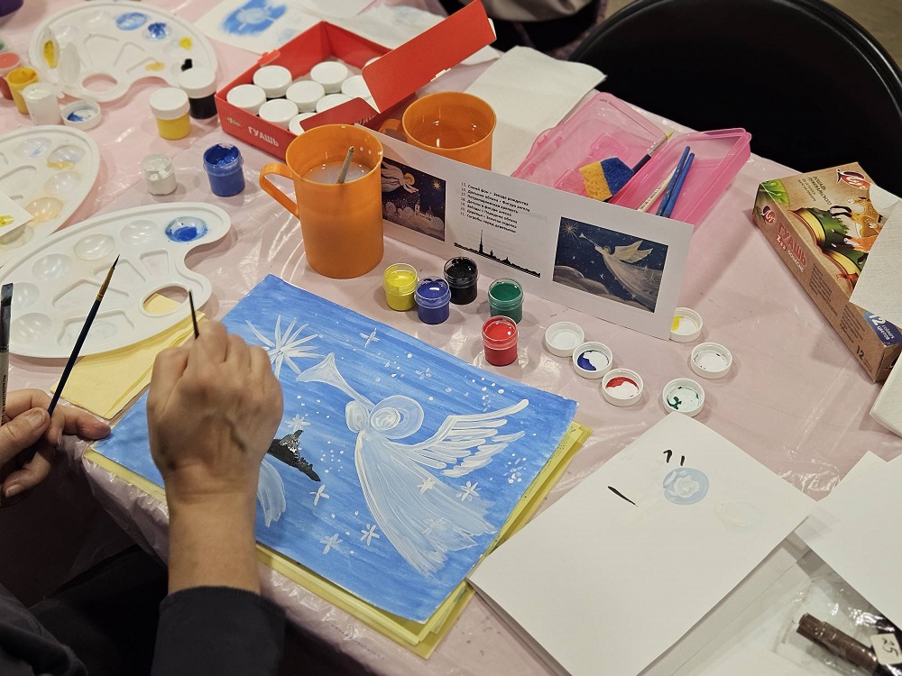 Постер для новости &laquo;Интуитивное рисование в Библиотеке Кировских островов&raquo;