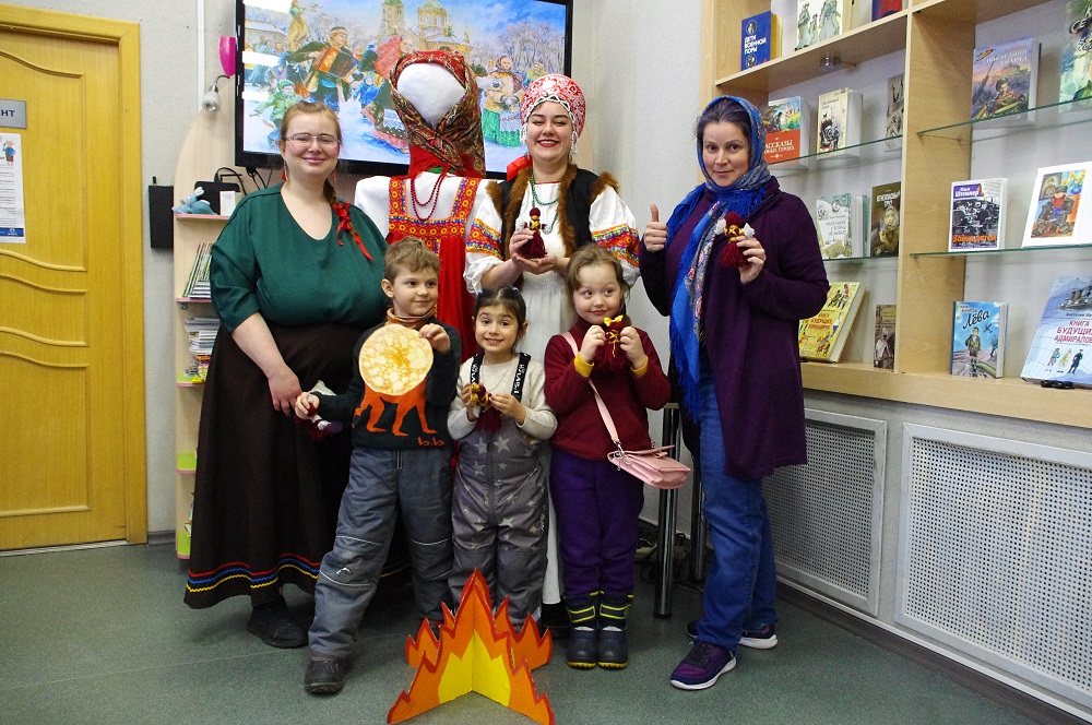 Постер для новости &laquo;Как в 3-й районной библиотеке зиму провожали&raquo;