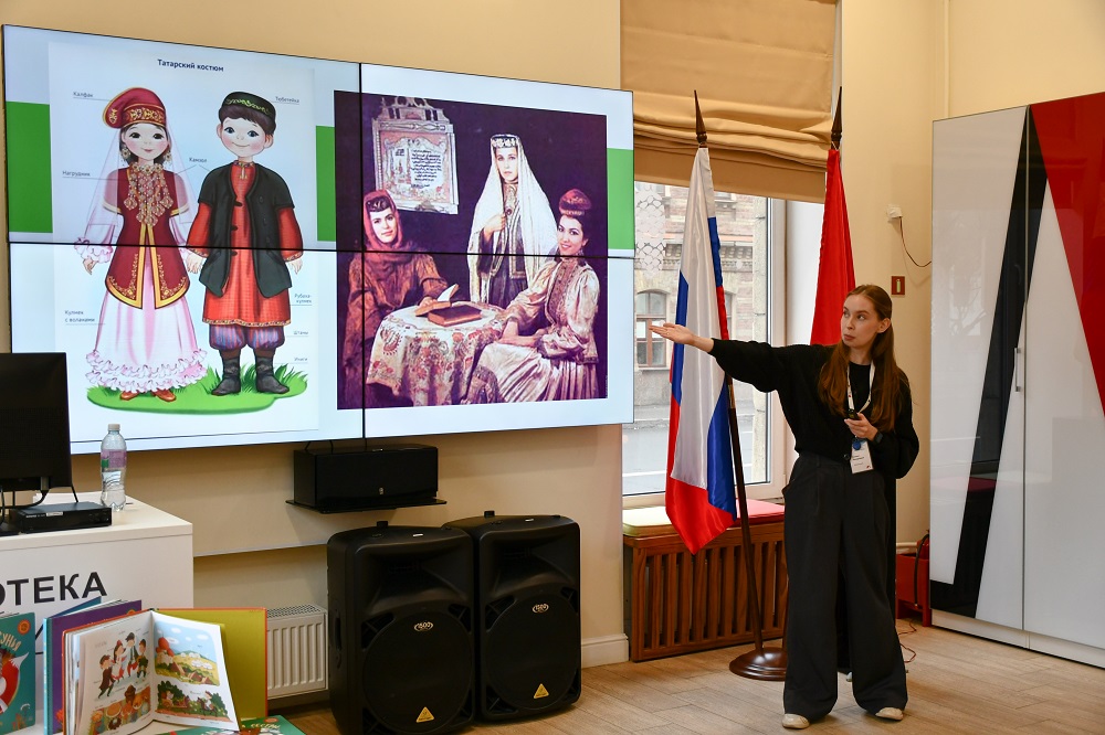 Постер для новости &laquo;В Библиотеке имени В.И. Ленина продолжаются интерактивные программы в рамках проекта «Сказочная карта России»&raquo;