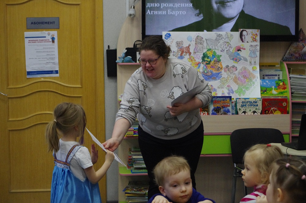 Постер для новости &laquo;В Библиотеке на Троицкой прошёл конкурс чтецов для самых маленьких&raquo;