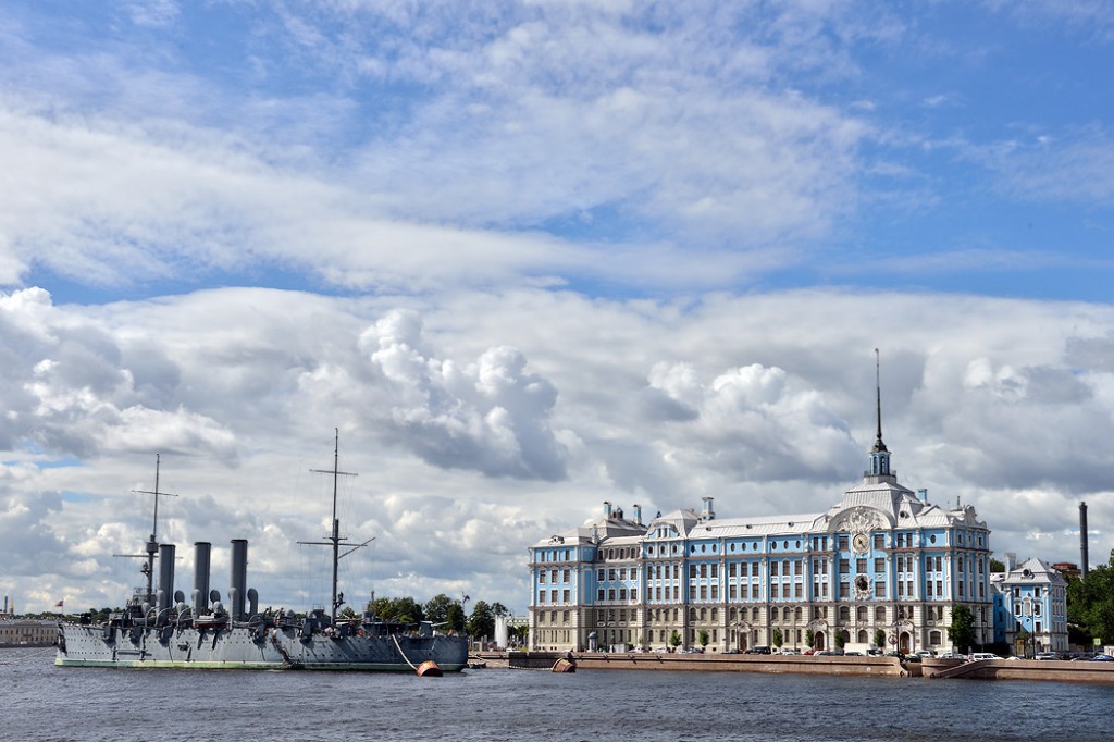Свежий выпуск дайджеста «Петроградский район в зеркале прессы»