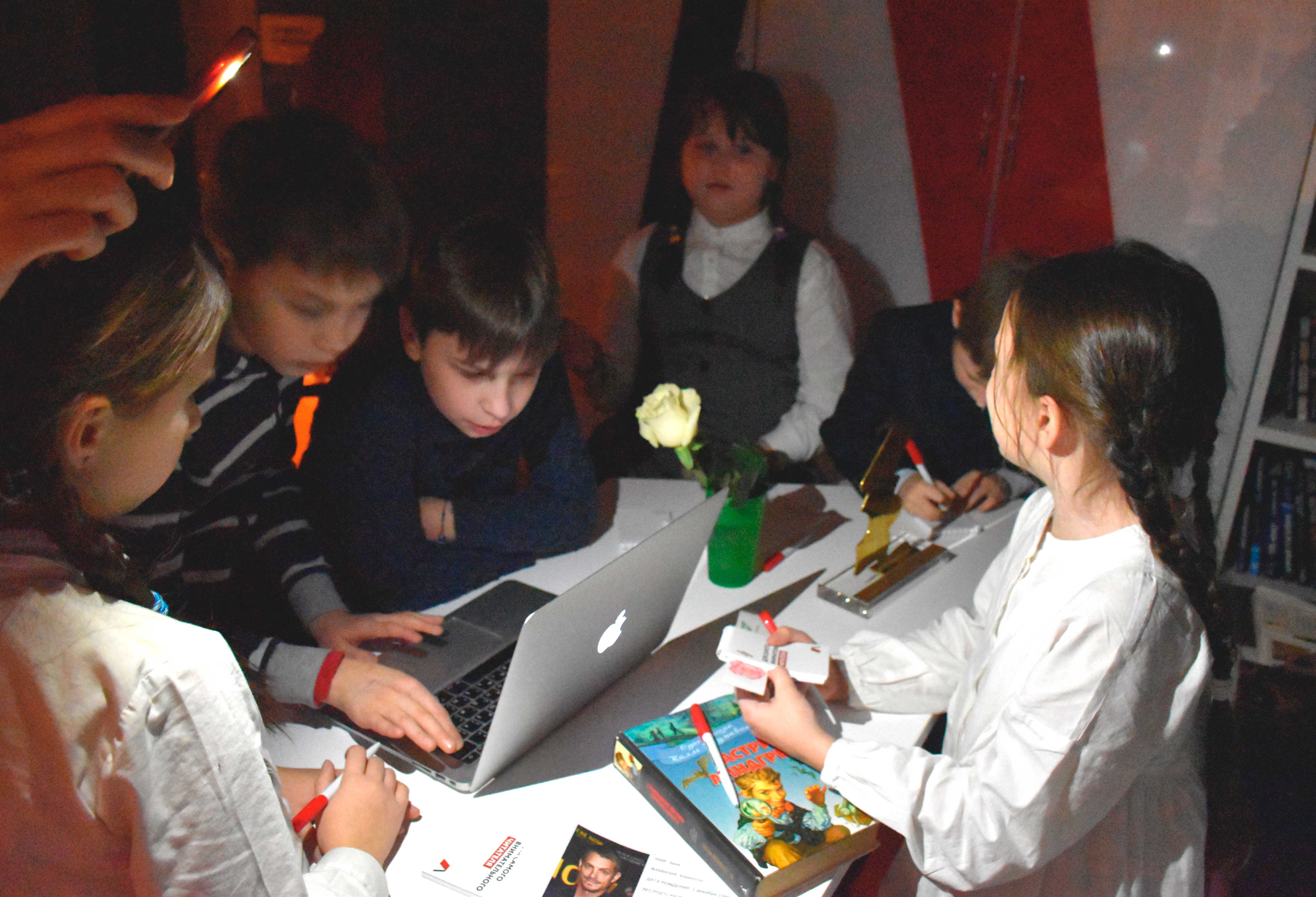 Со 2 по 8 декабря в Санкт-Петербурге проходит второй общегородской фестиваль «Эстафета доброты», инициированный Санкт-Петербургской государственной библиотекой для слепых и слабовидящих.